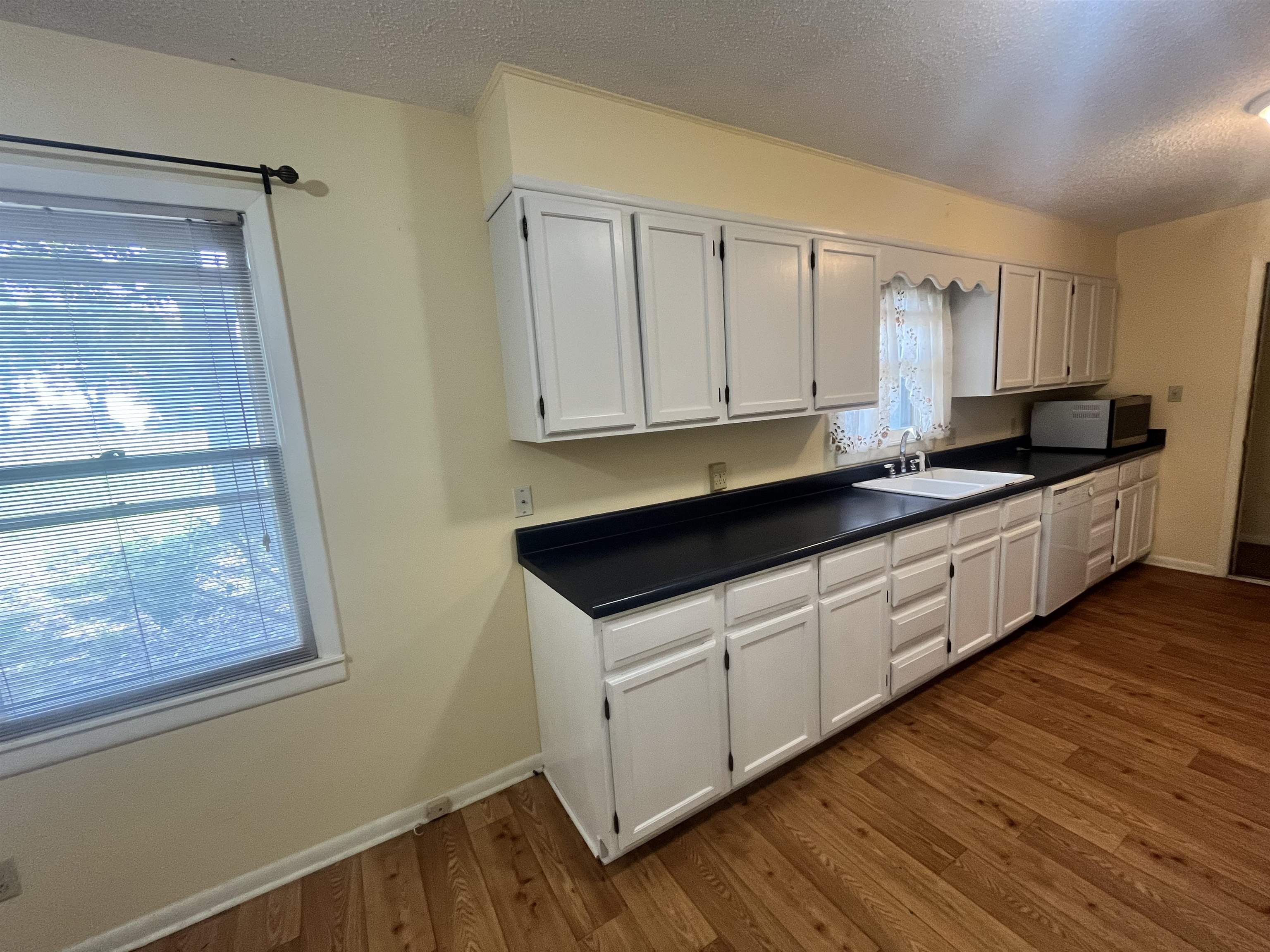 7 Prairie Ln Property Photo 6