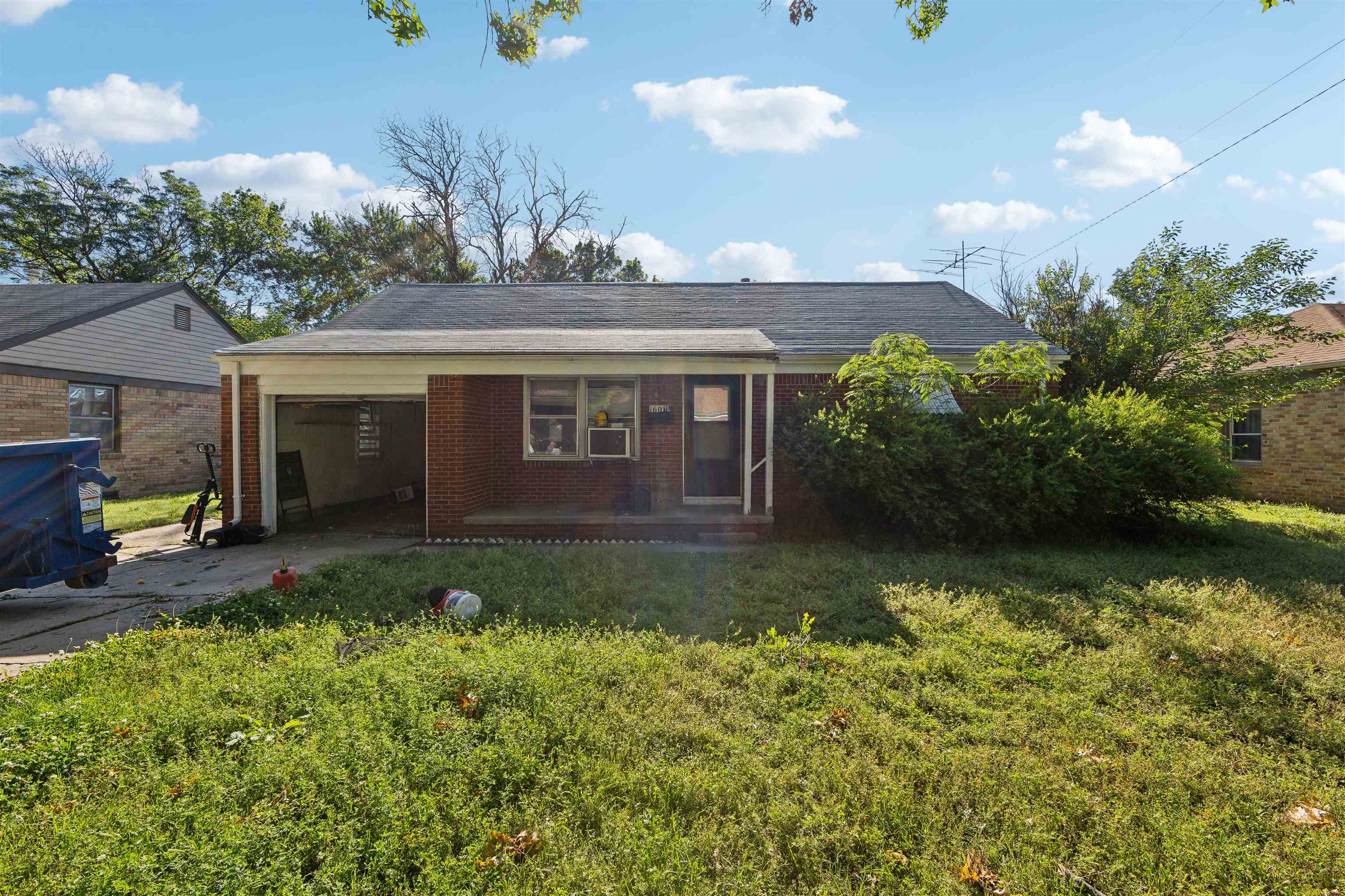 1602 N Terrace Dr Property Photo 1