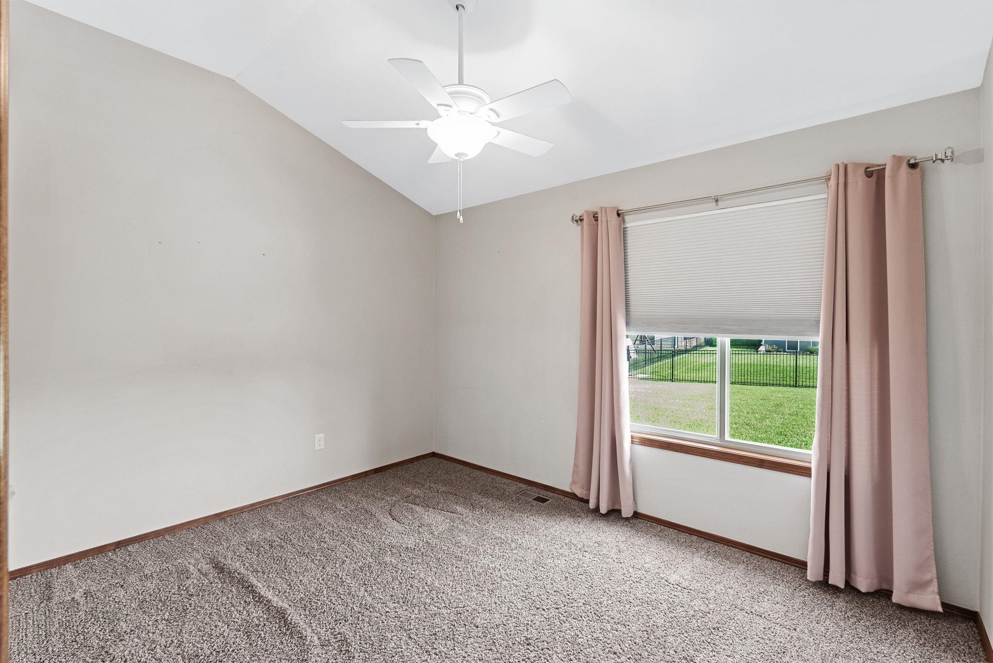 2767 N Woodridge Ct Property Photo 12