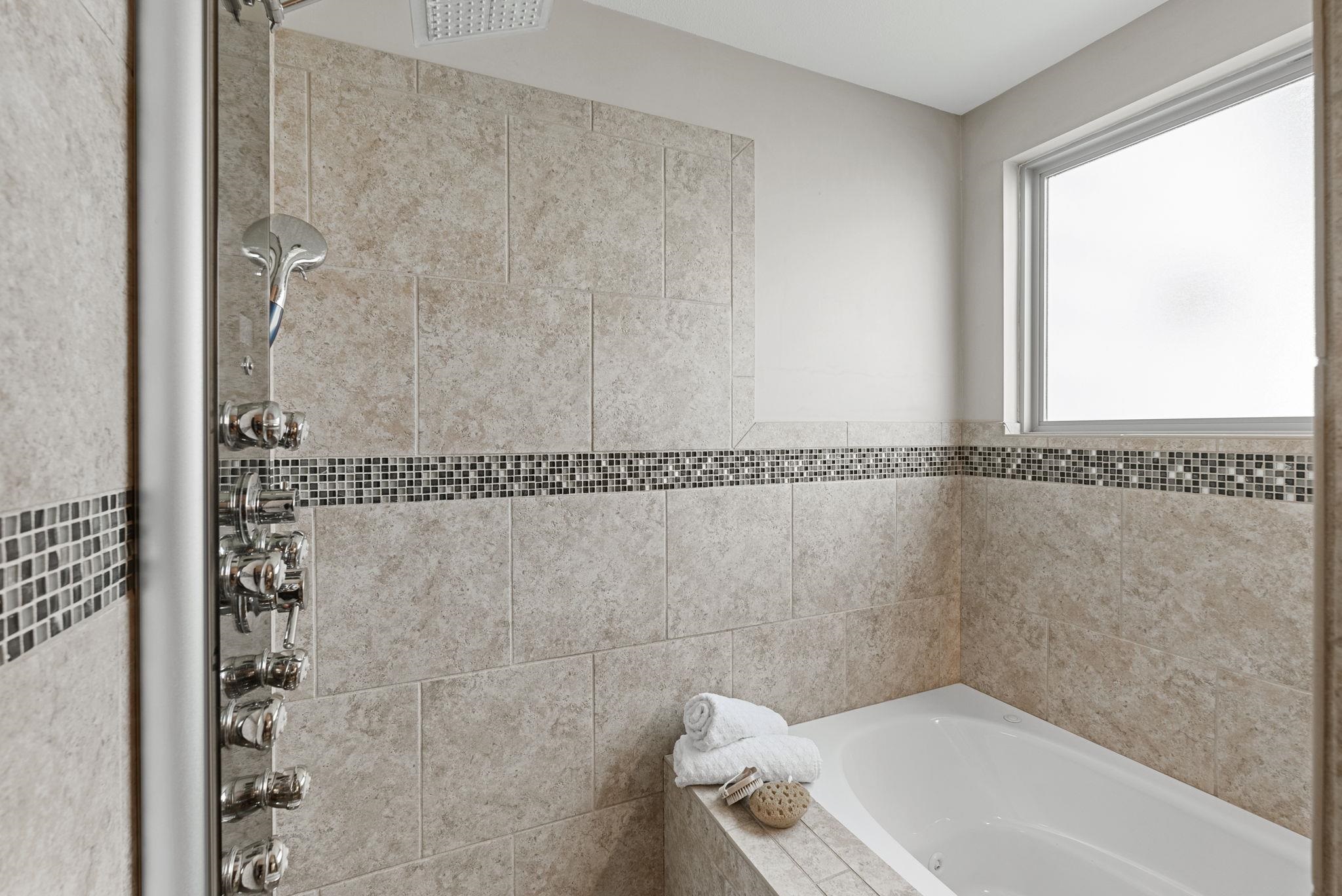 2767 N Woodridge Ct Property Photo 16
