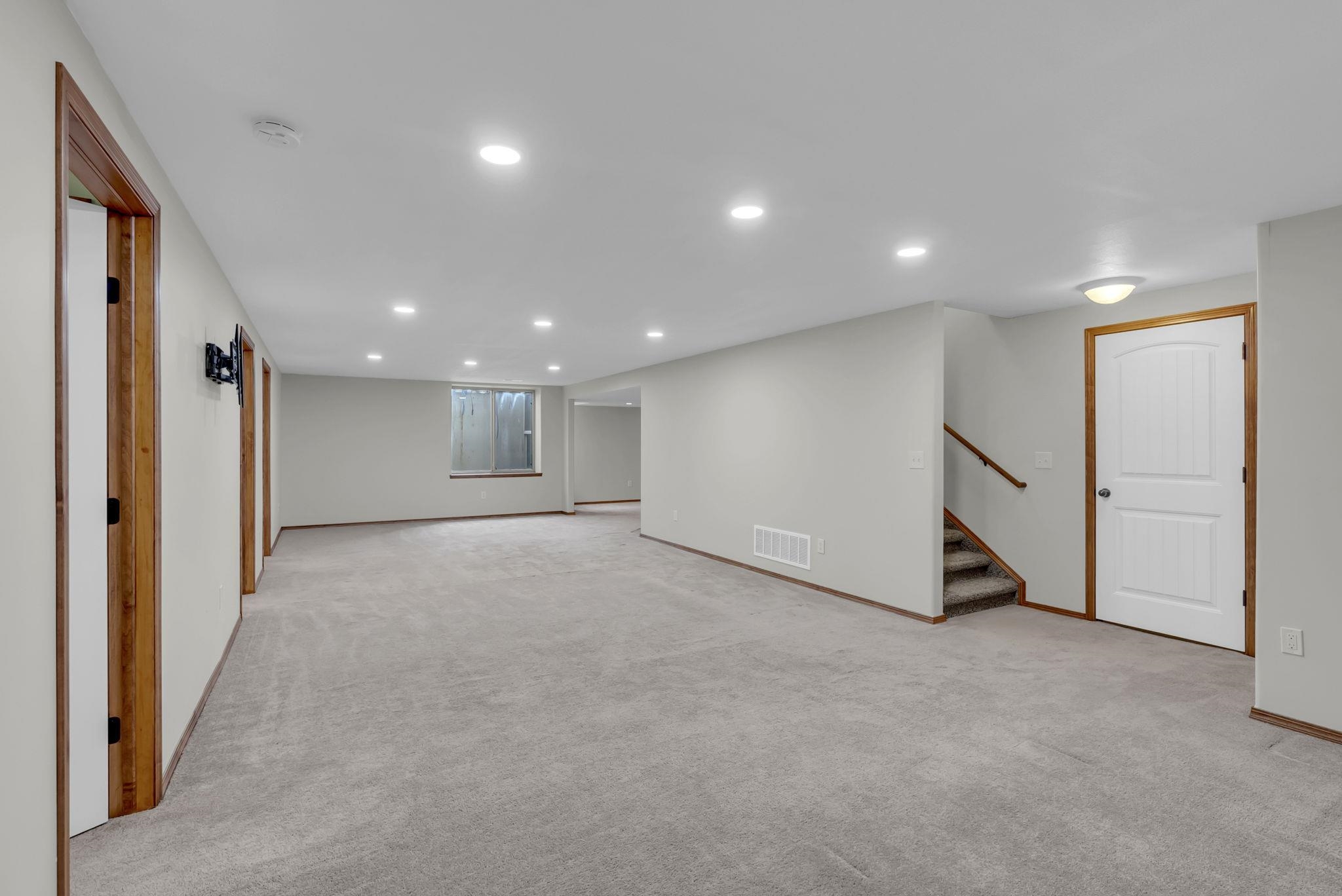 2767 N Woodridge Ct Property Photo 22