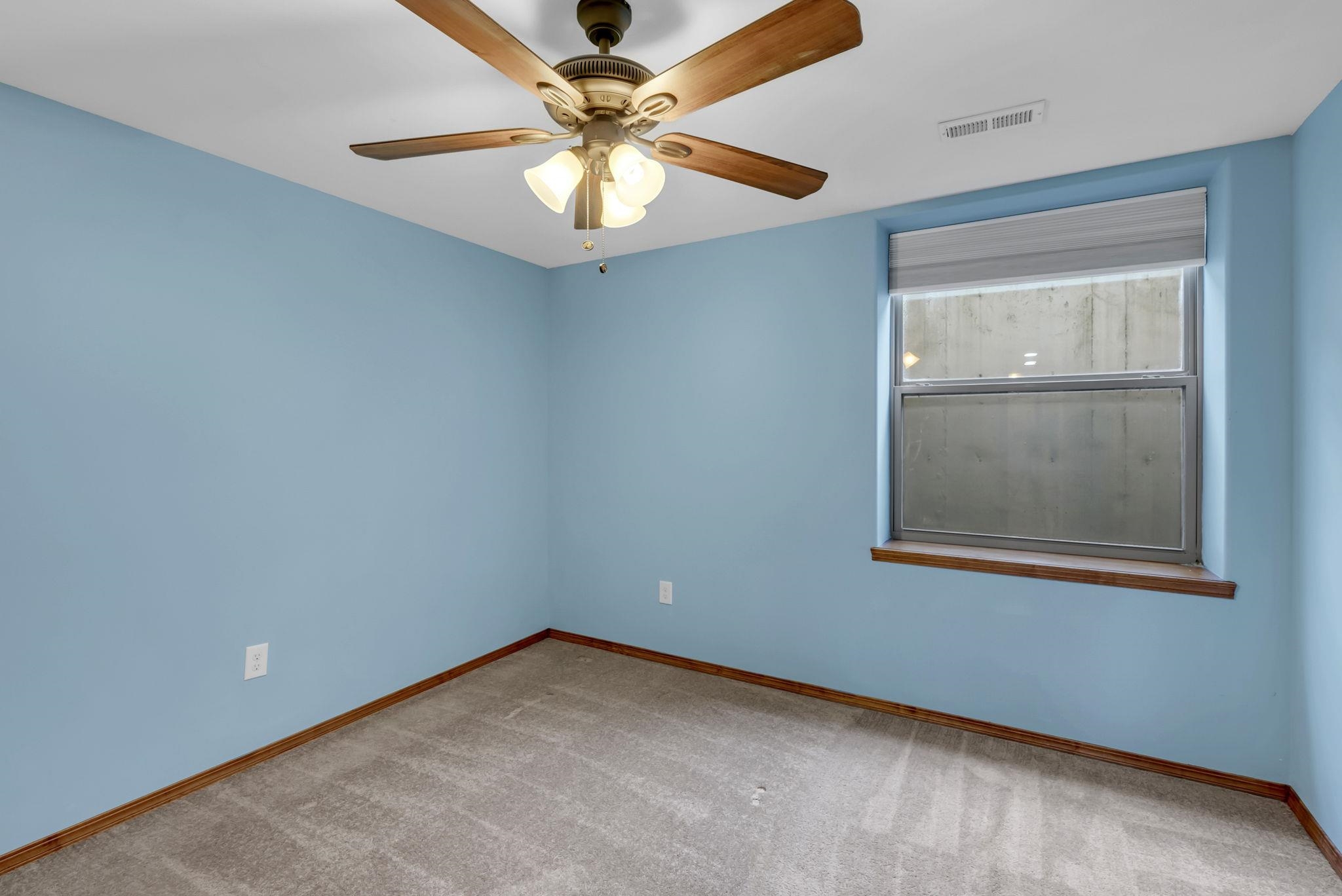 2767 N Woodridge Ct Property Photo 26