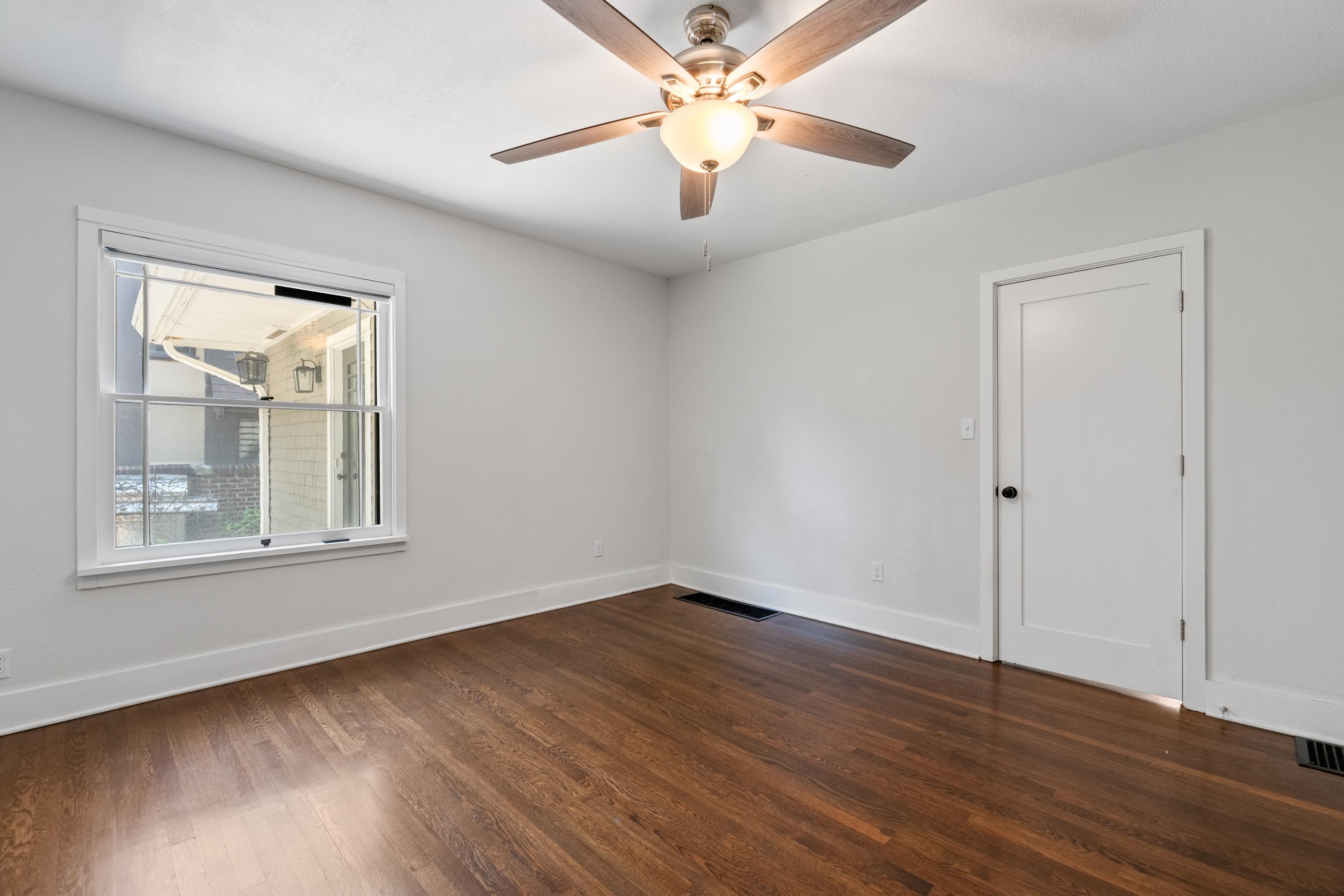 110 N Fountain Ave. Property Photo 15