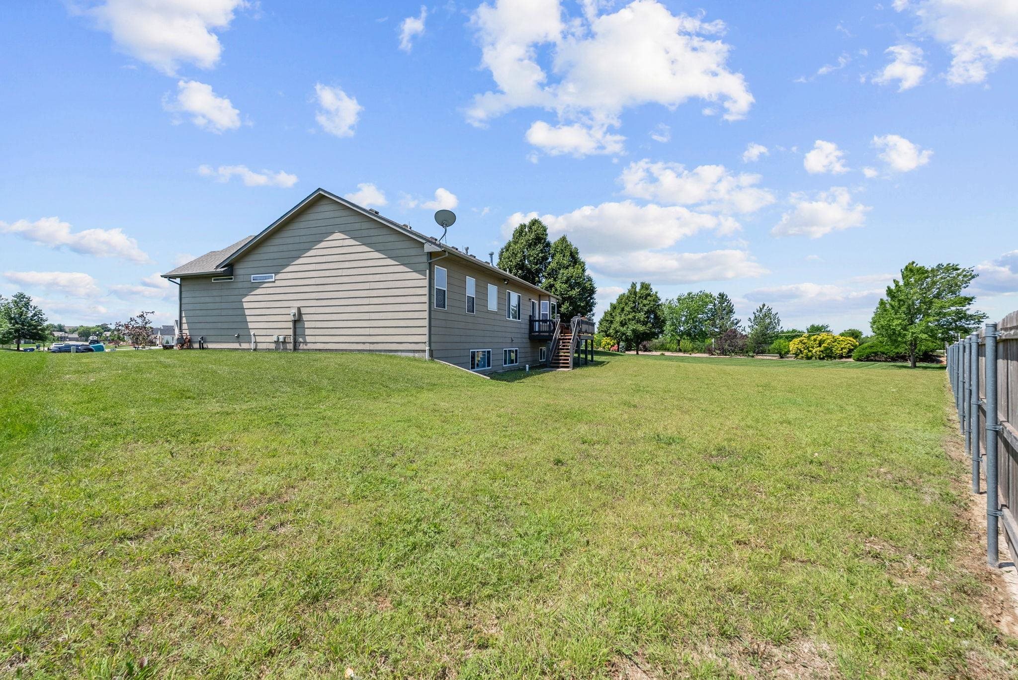5216 N Colonial Property Photo 30
