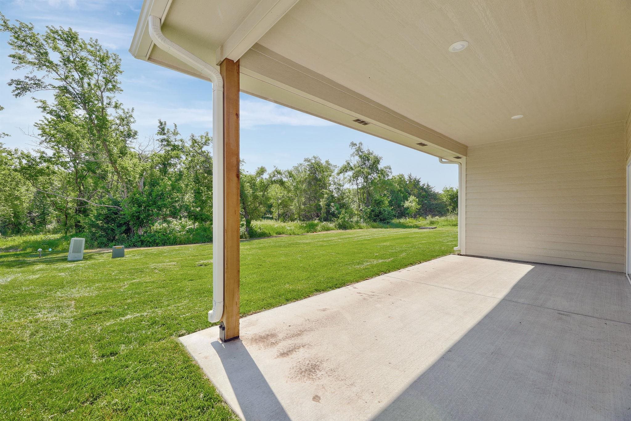 1208 Stutzman St Property Photo 28