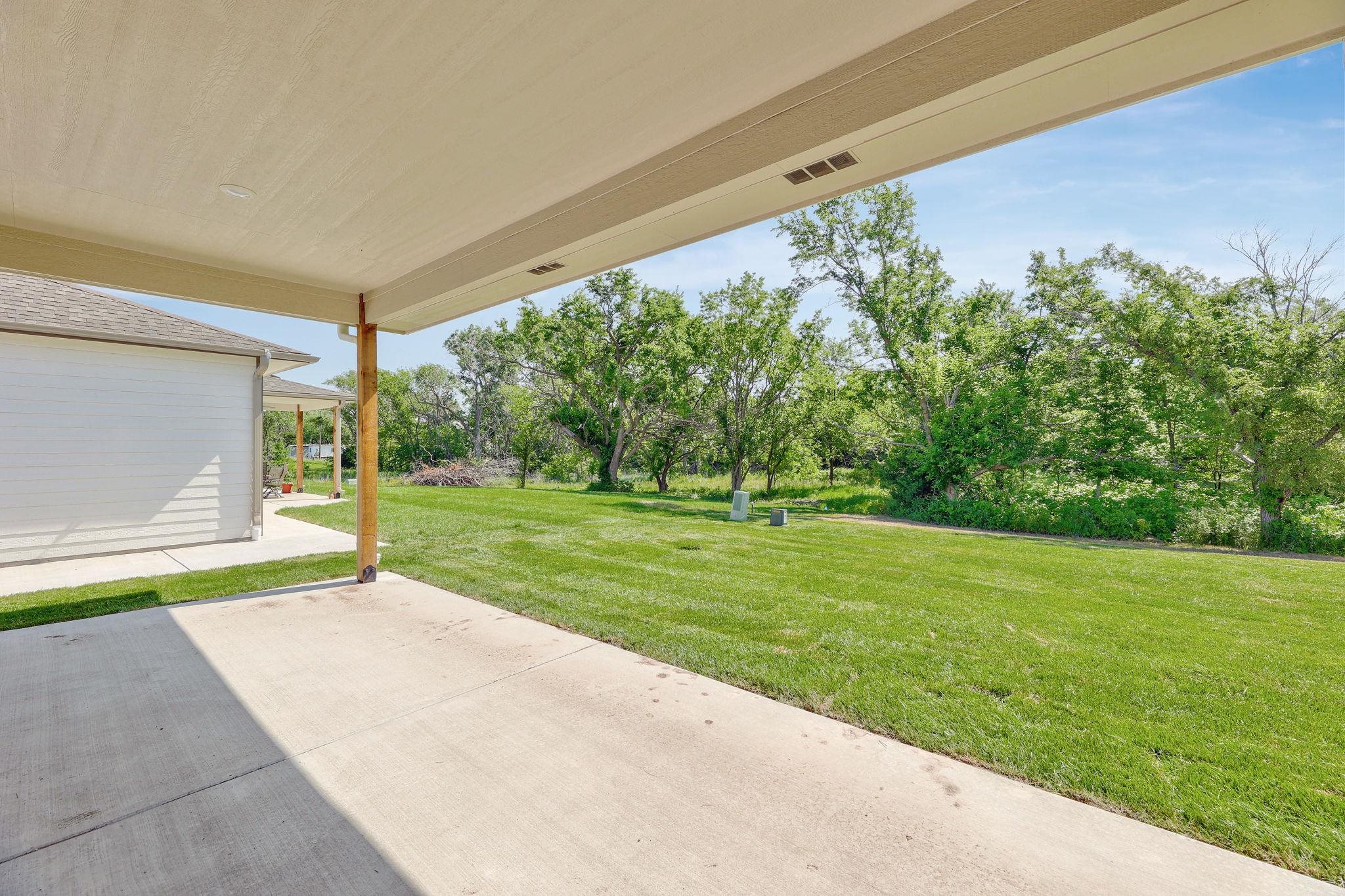 1208 Stutzman St Property Photo 29