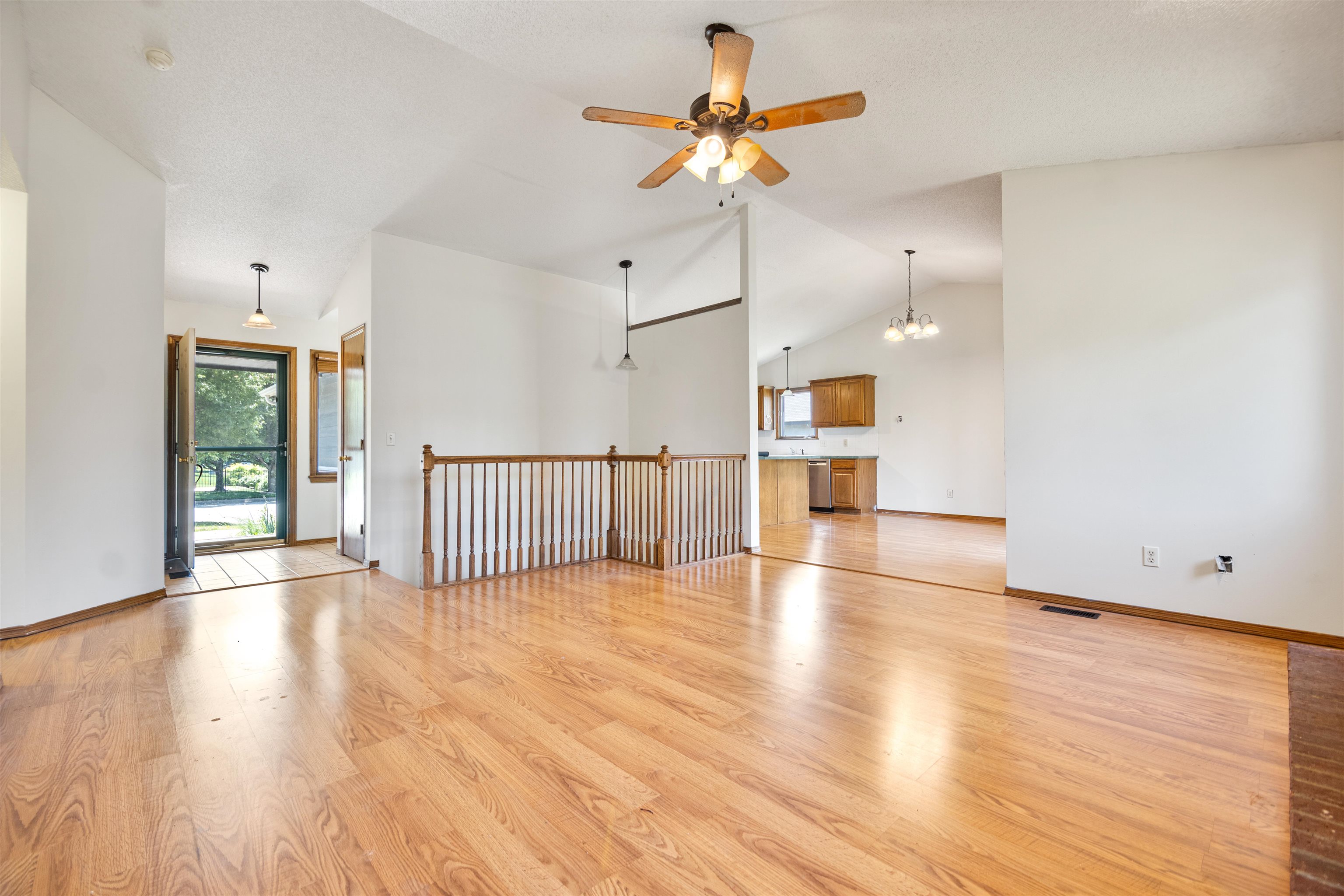 11818 W Dora St Property Photo 3