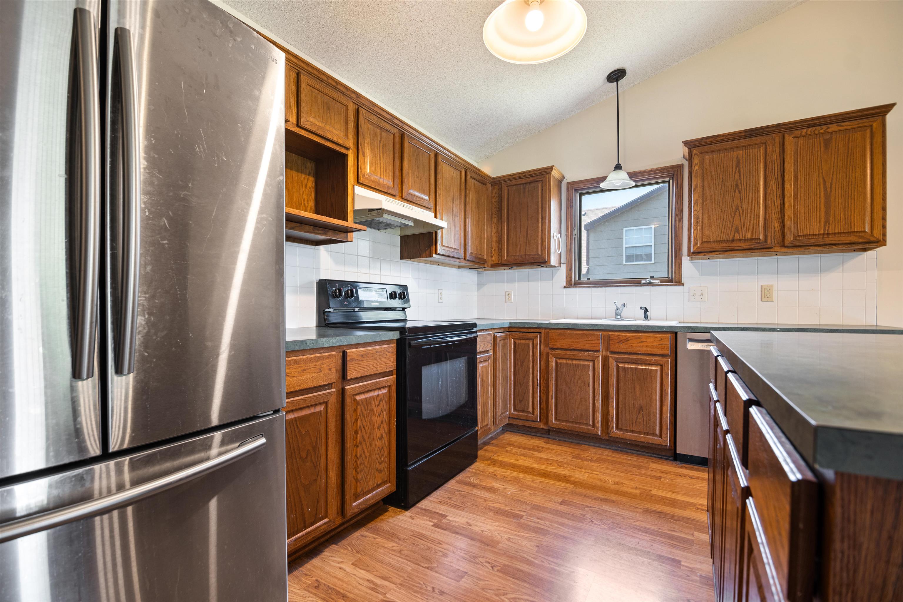 11818 W Dora St Property Photo 4