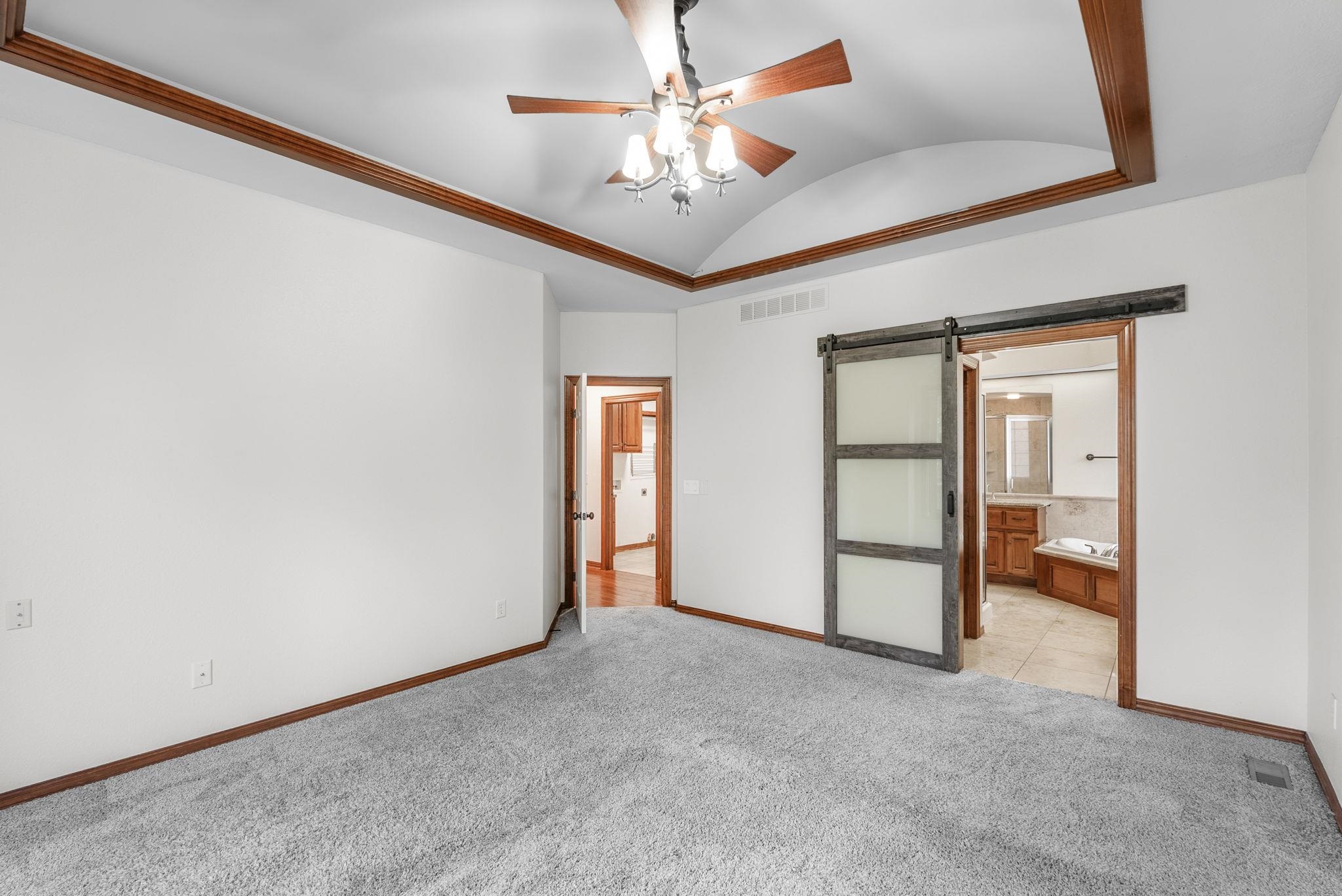 811 Woodstone Property Photo 15