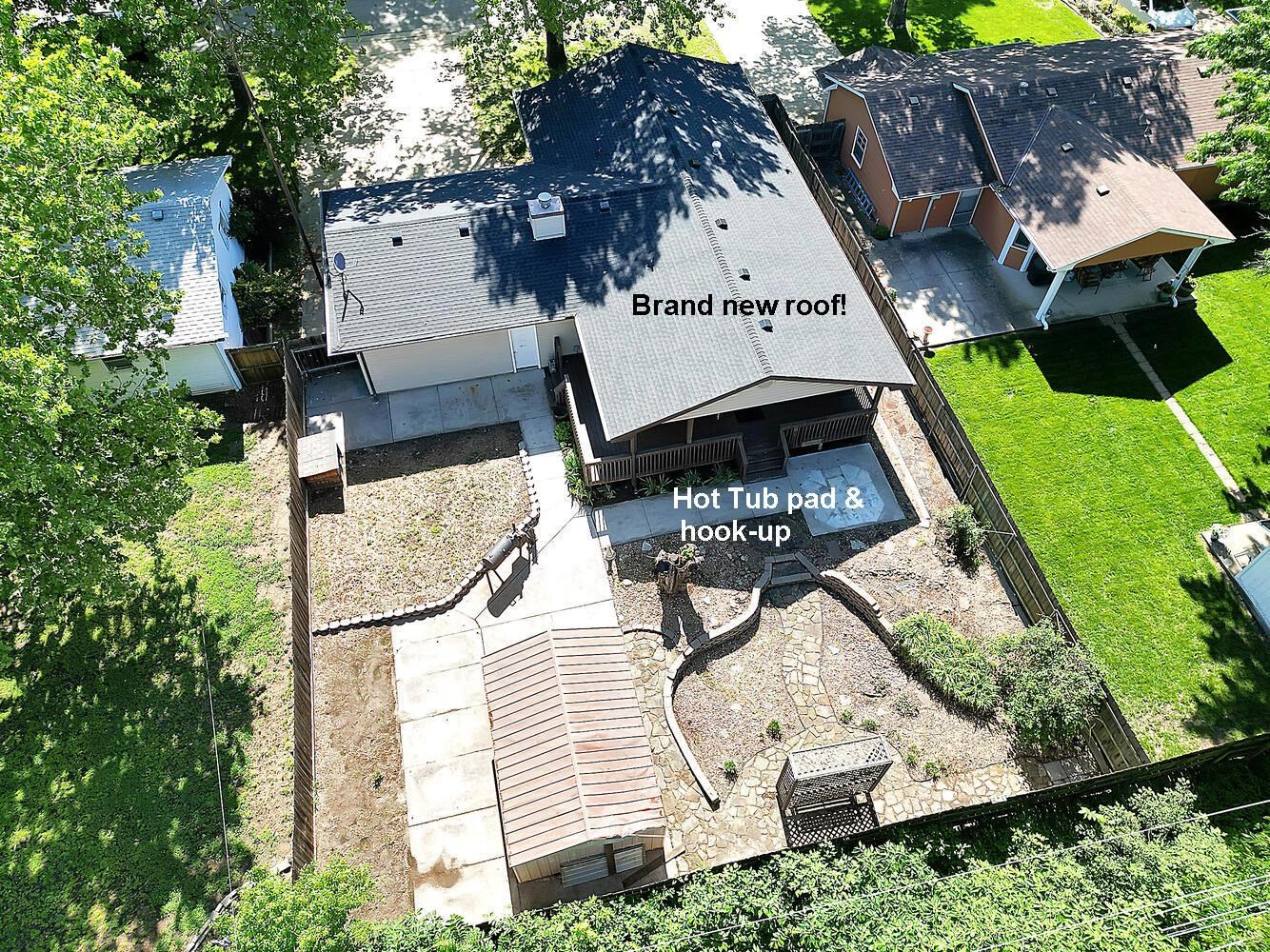 1211 Sunset Dr. Property Photo 33