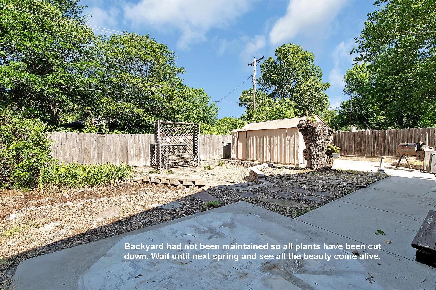 1211 Sunset Dr. Property Photo 35