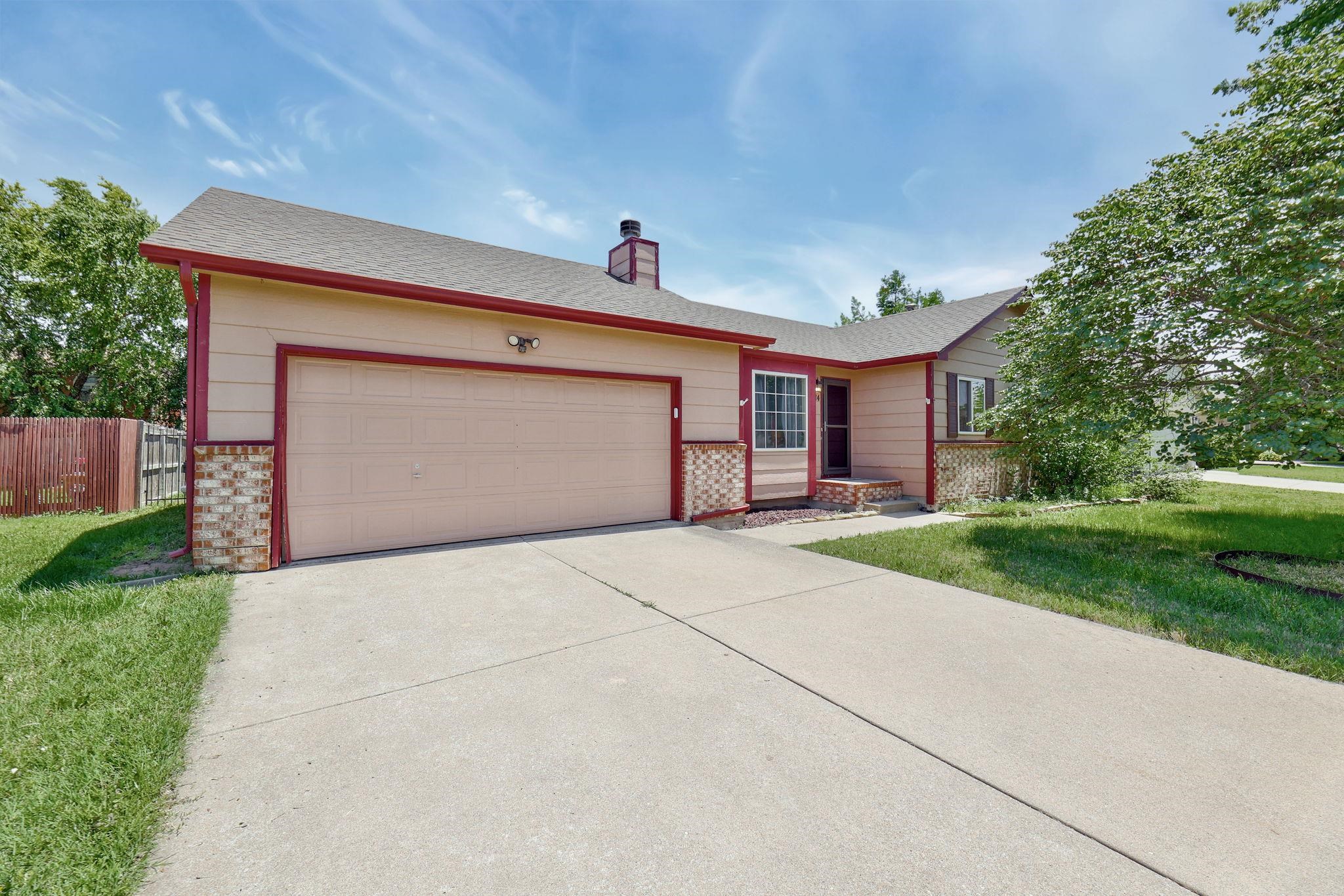 2314 S Shefford St Property Photo 1