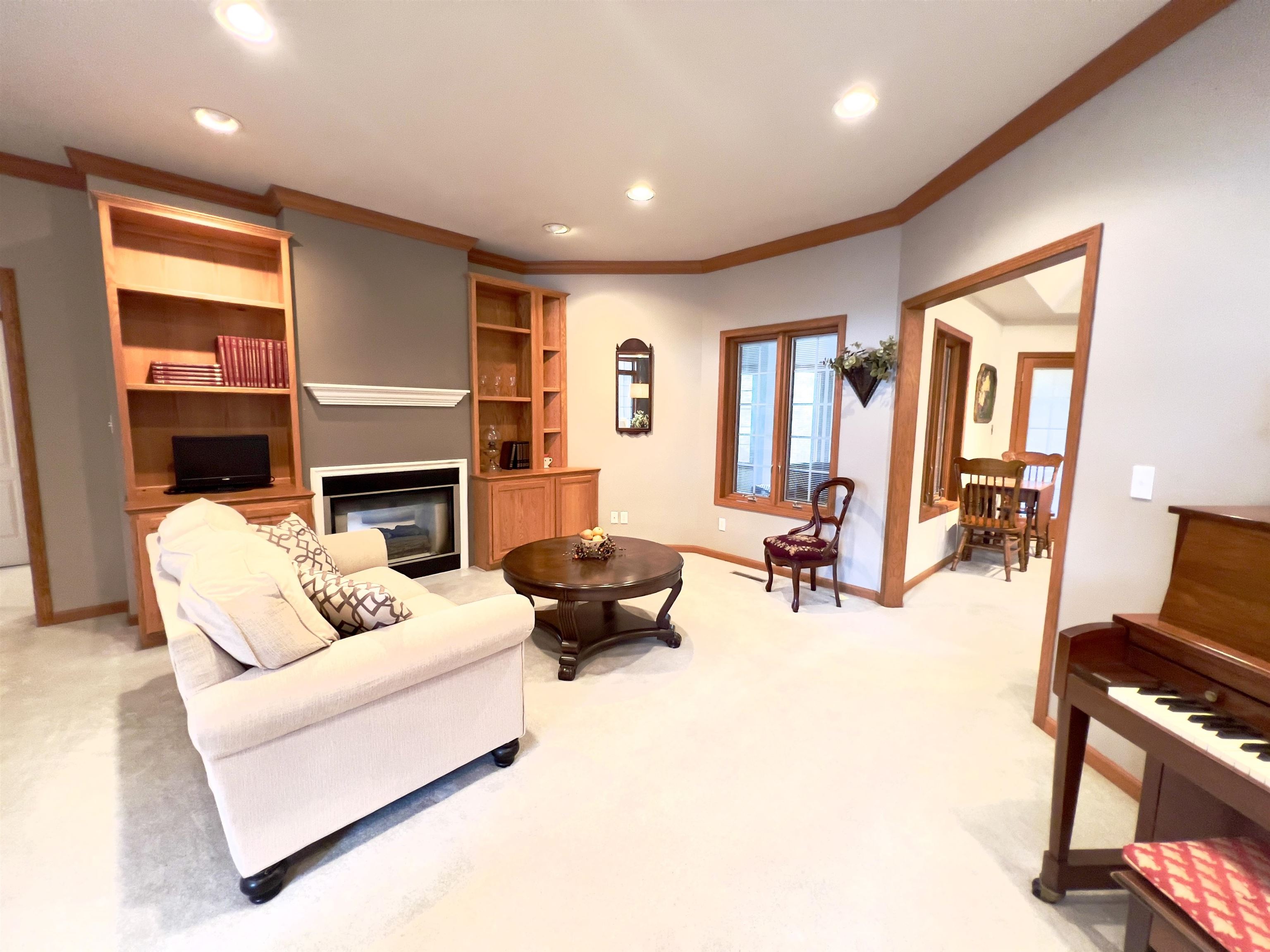 340 Rock Meadow Rd Property Photo 3