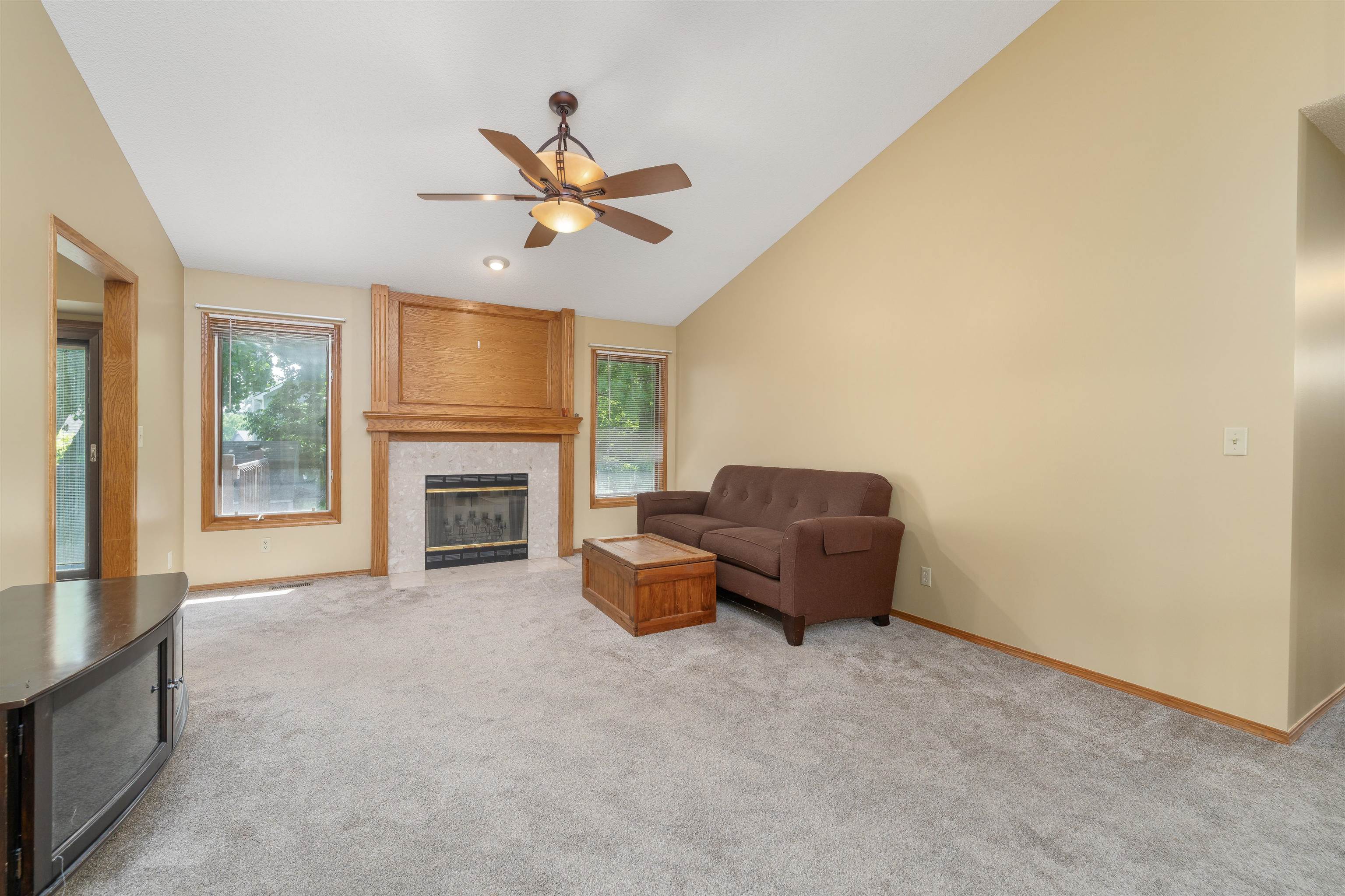 6866 E Odessa Ct Property Photo 3