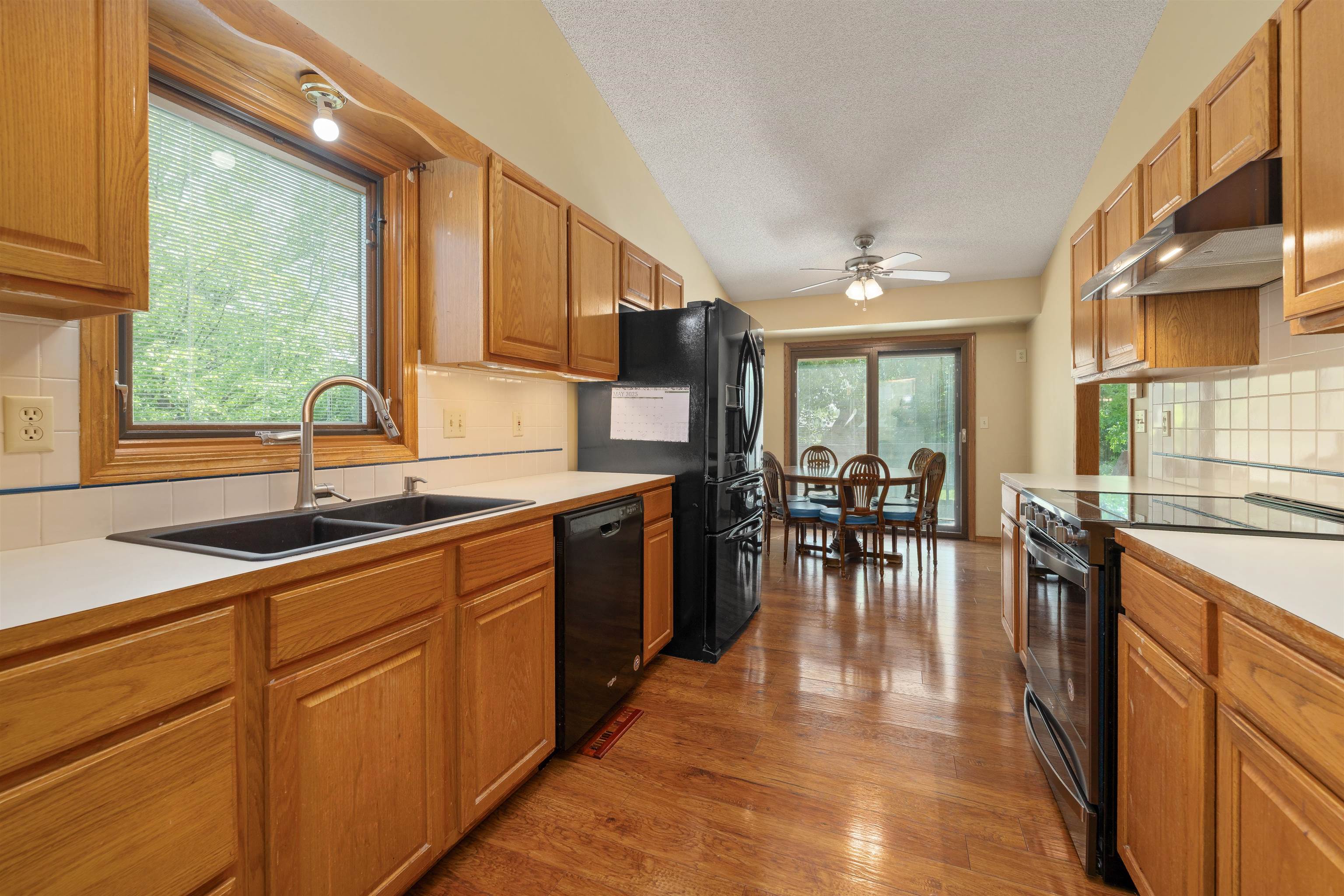 6866 E Odessa Ct Property Photo 7