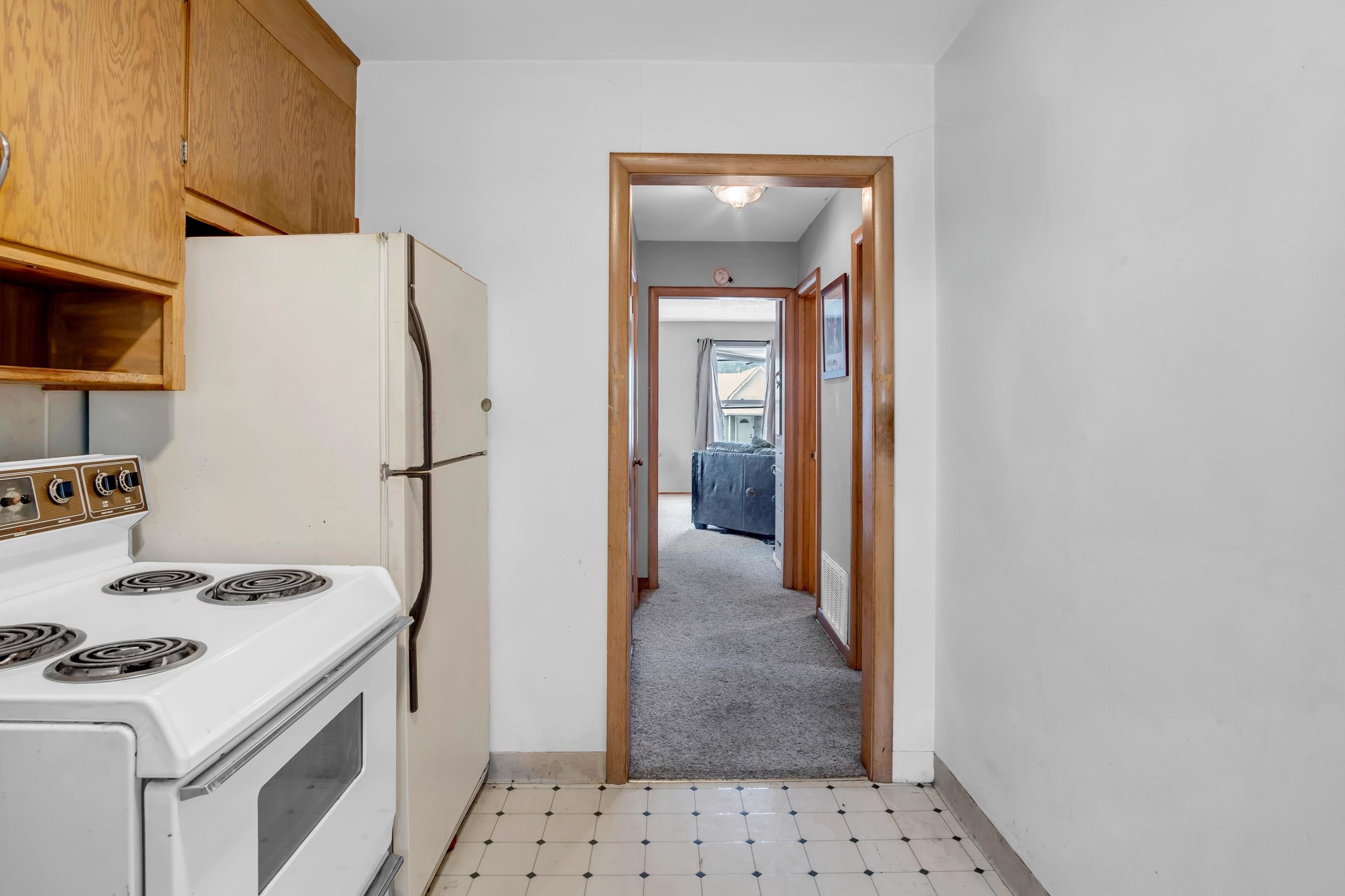 914-916 N Pine St Property Photo 14