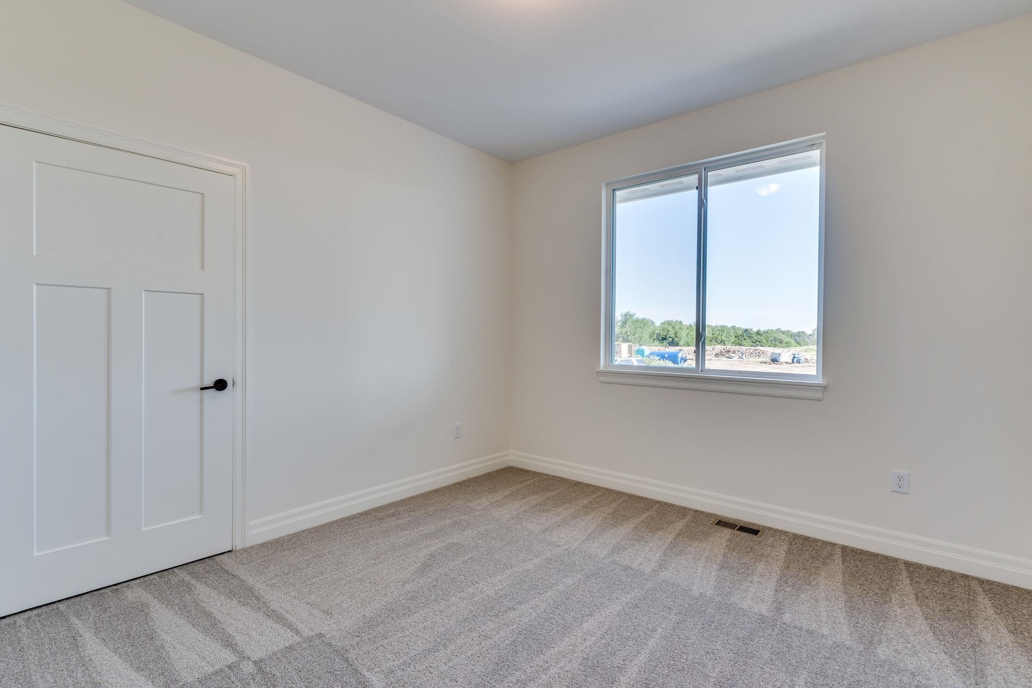 100 S Wellcrest Ct. Property Photo 25
