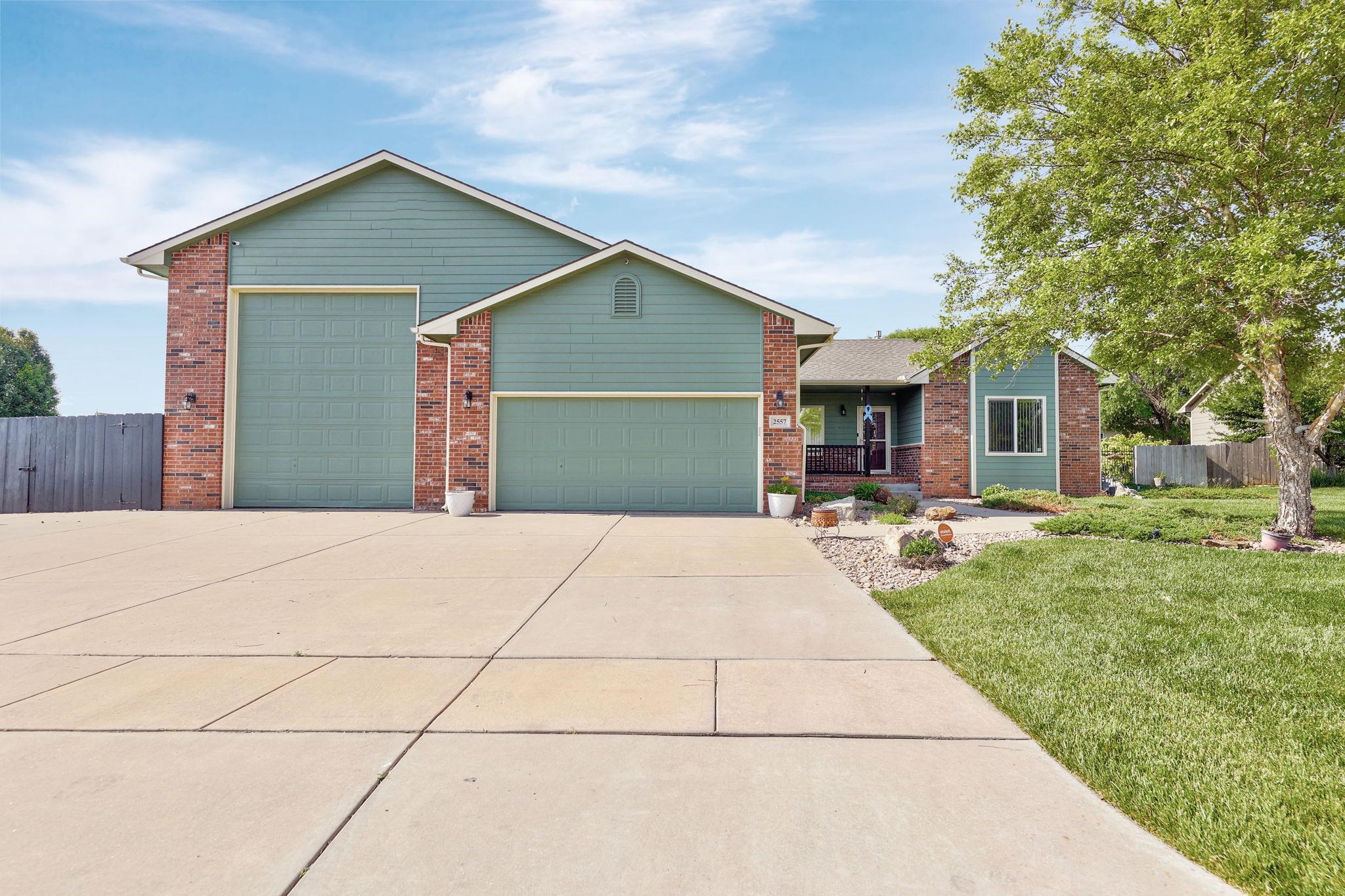 2557 Saint Andrews Ct Property Photo 1