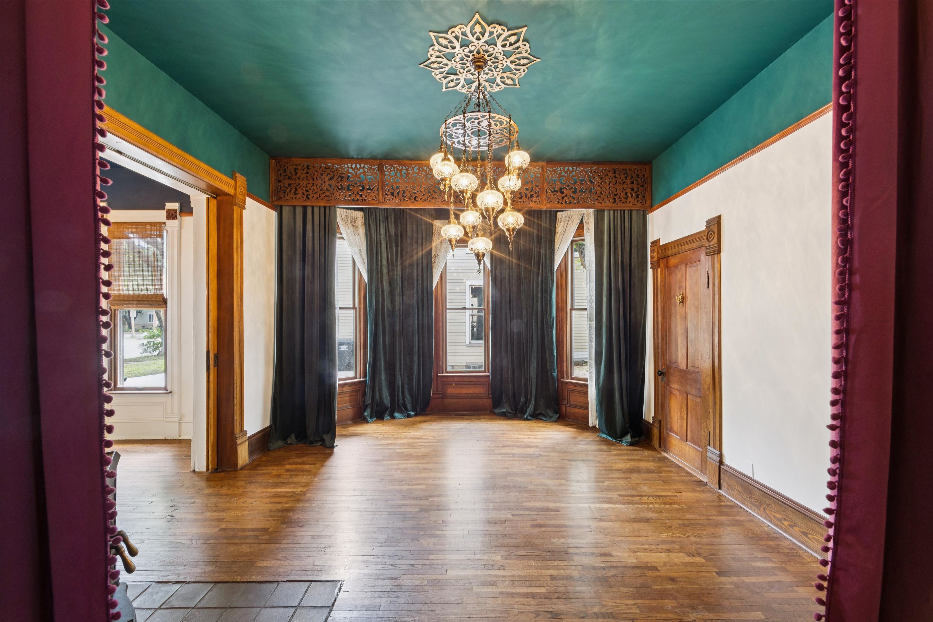 1207 N Bitting Ave Property Photo 8