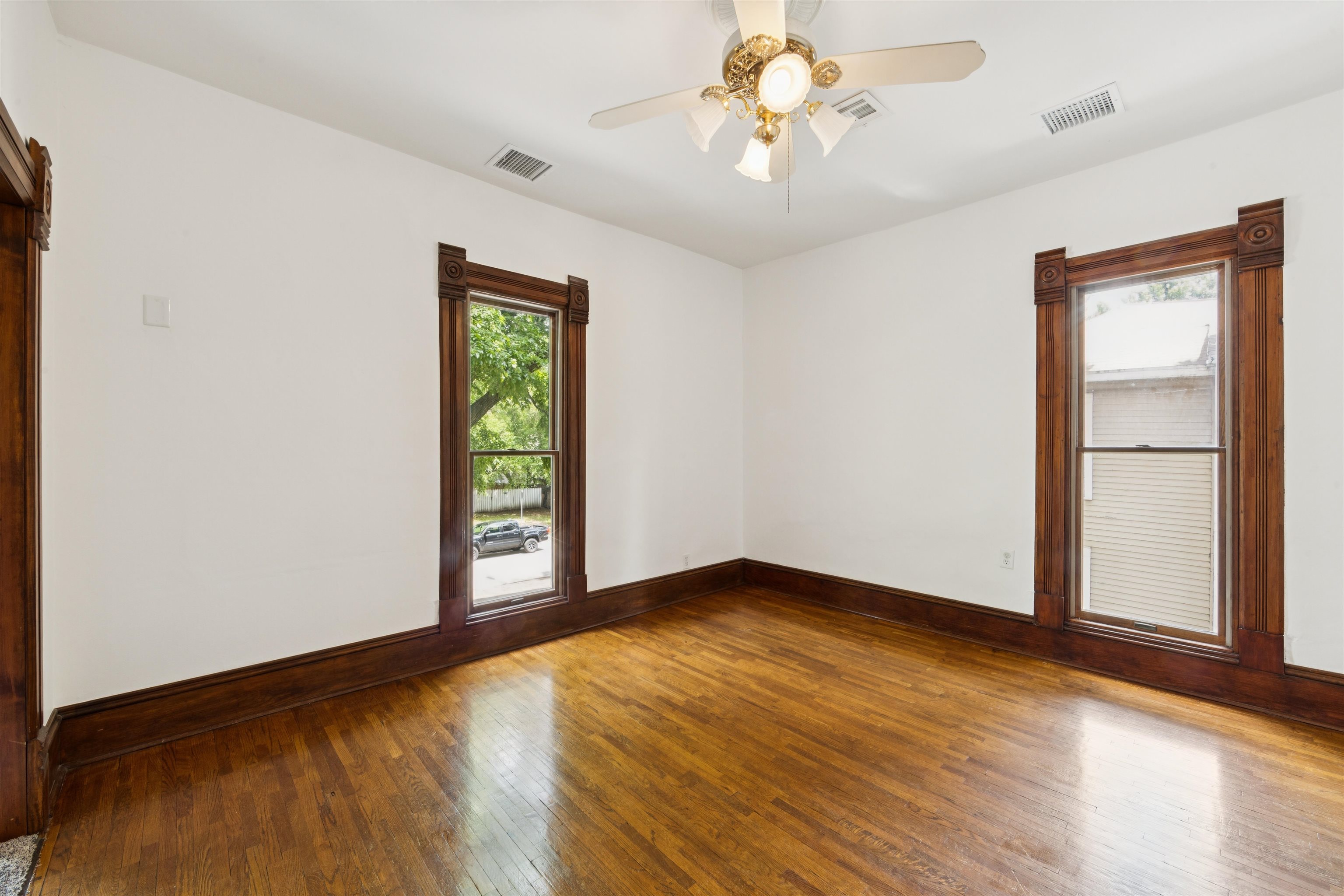 1207 N Bitting Ave Property Photo 25