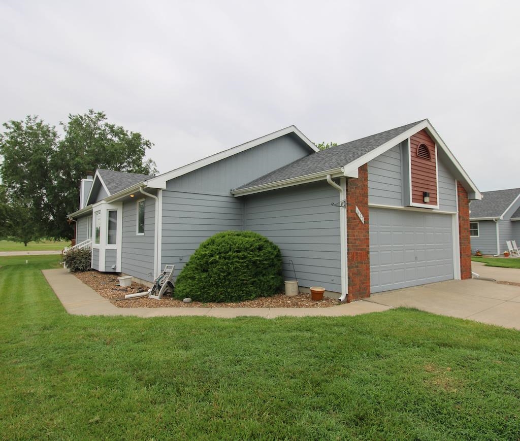 677 Georgetown Rd Property Photo 1