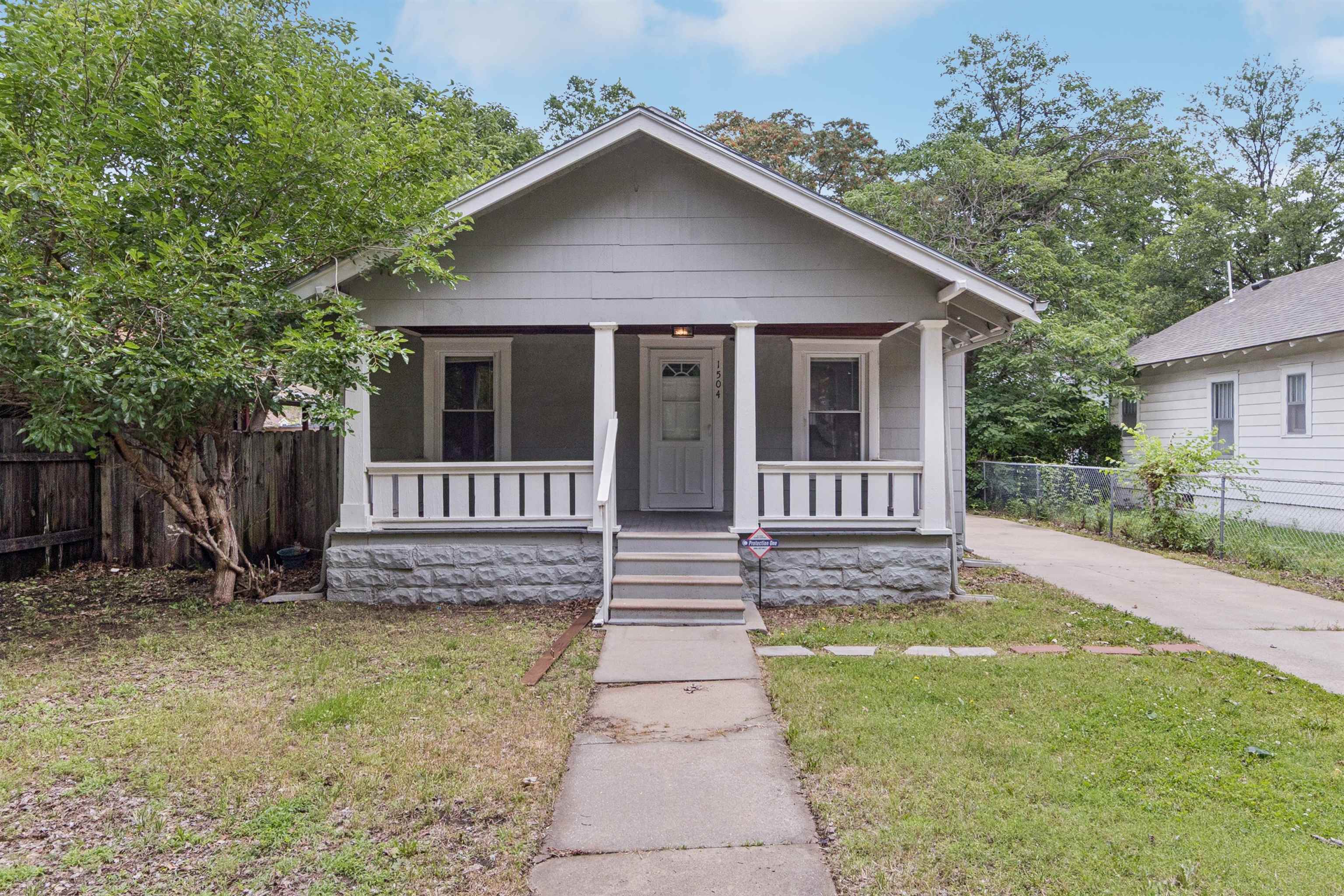 1504 S Greenwood Ave Property Photo 1