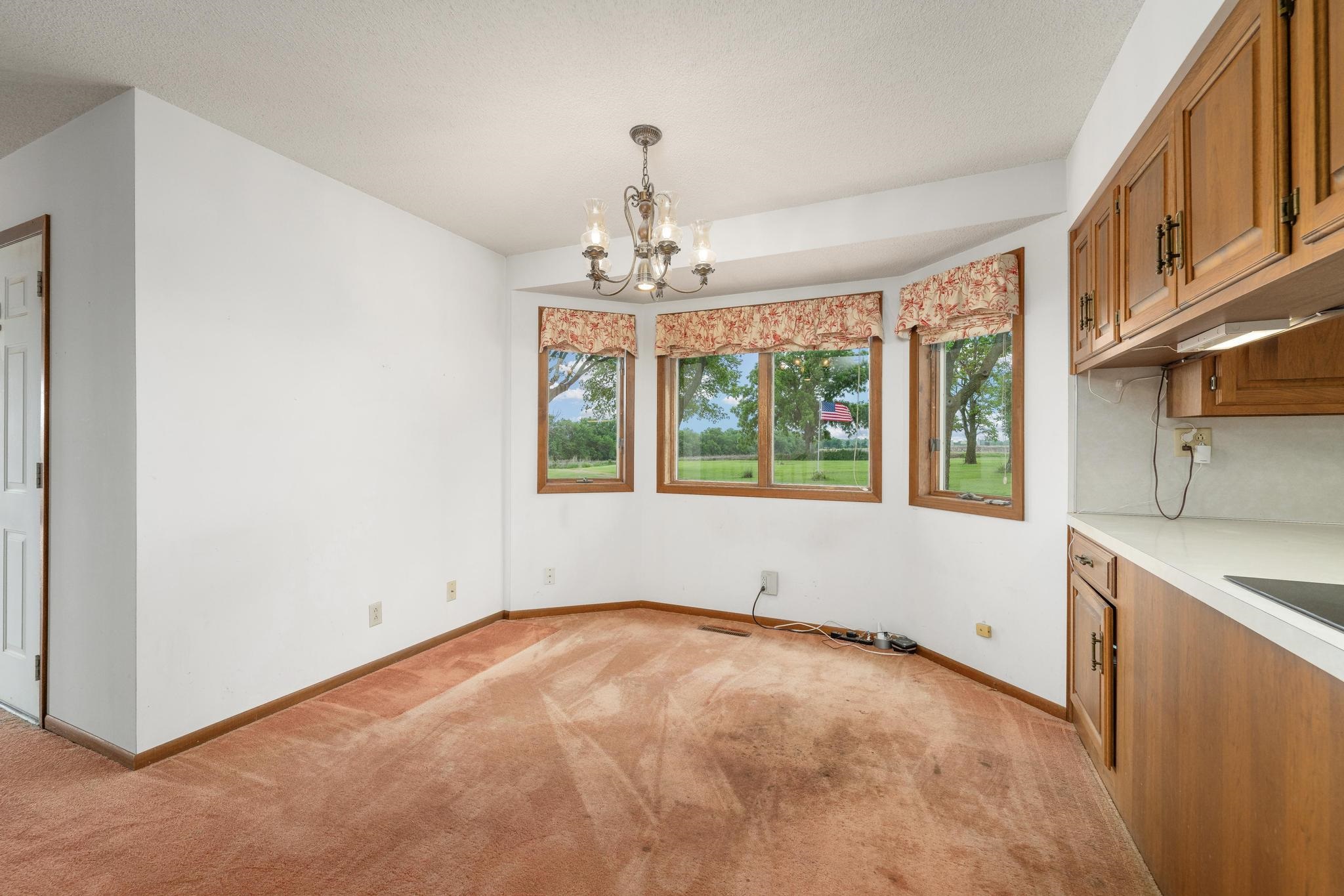 875 S Geuda Springs Rd Property Photo 5
