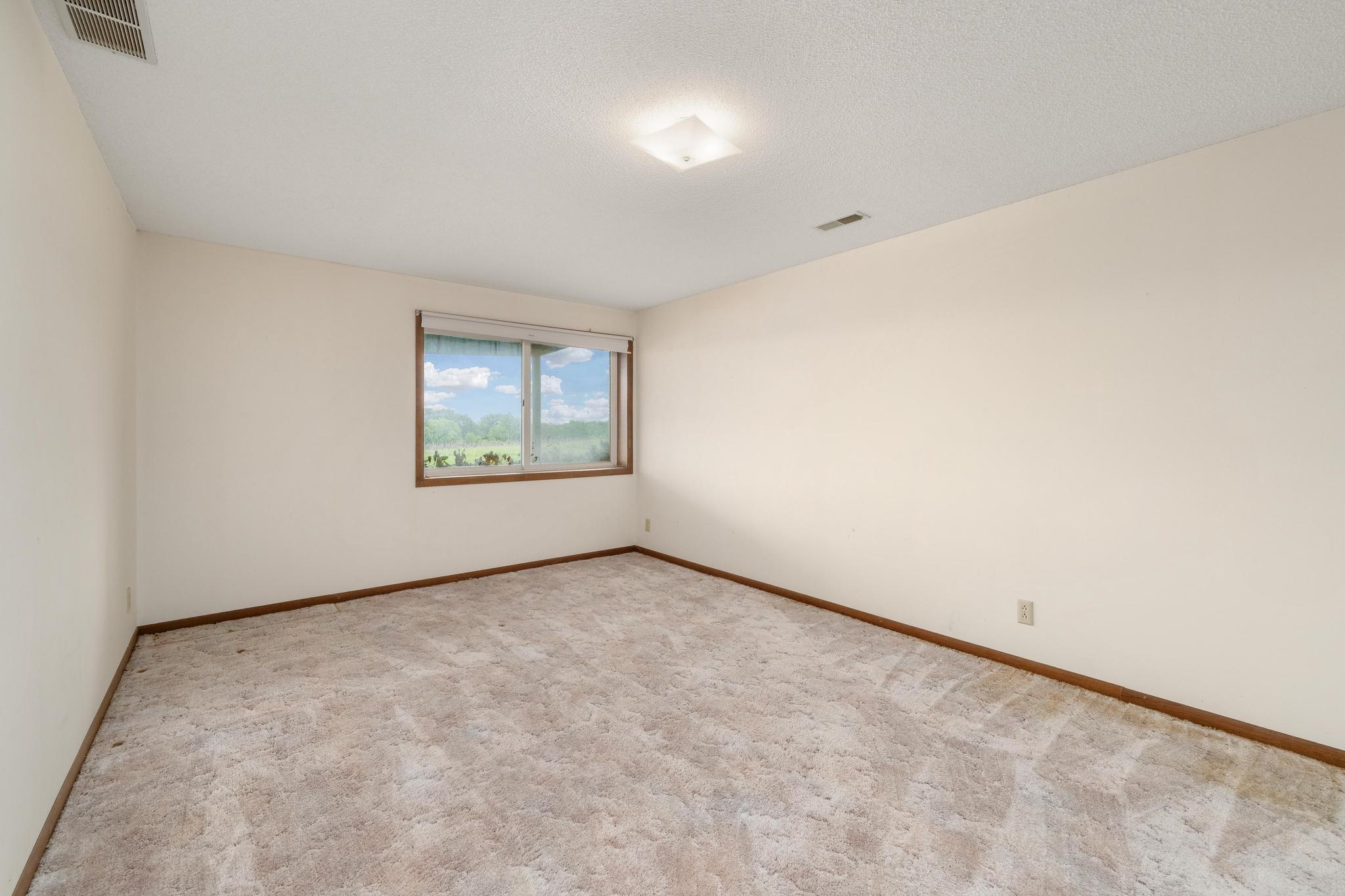 875 S Geuda Springs Rd Property Photo 20