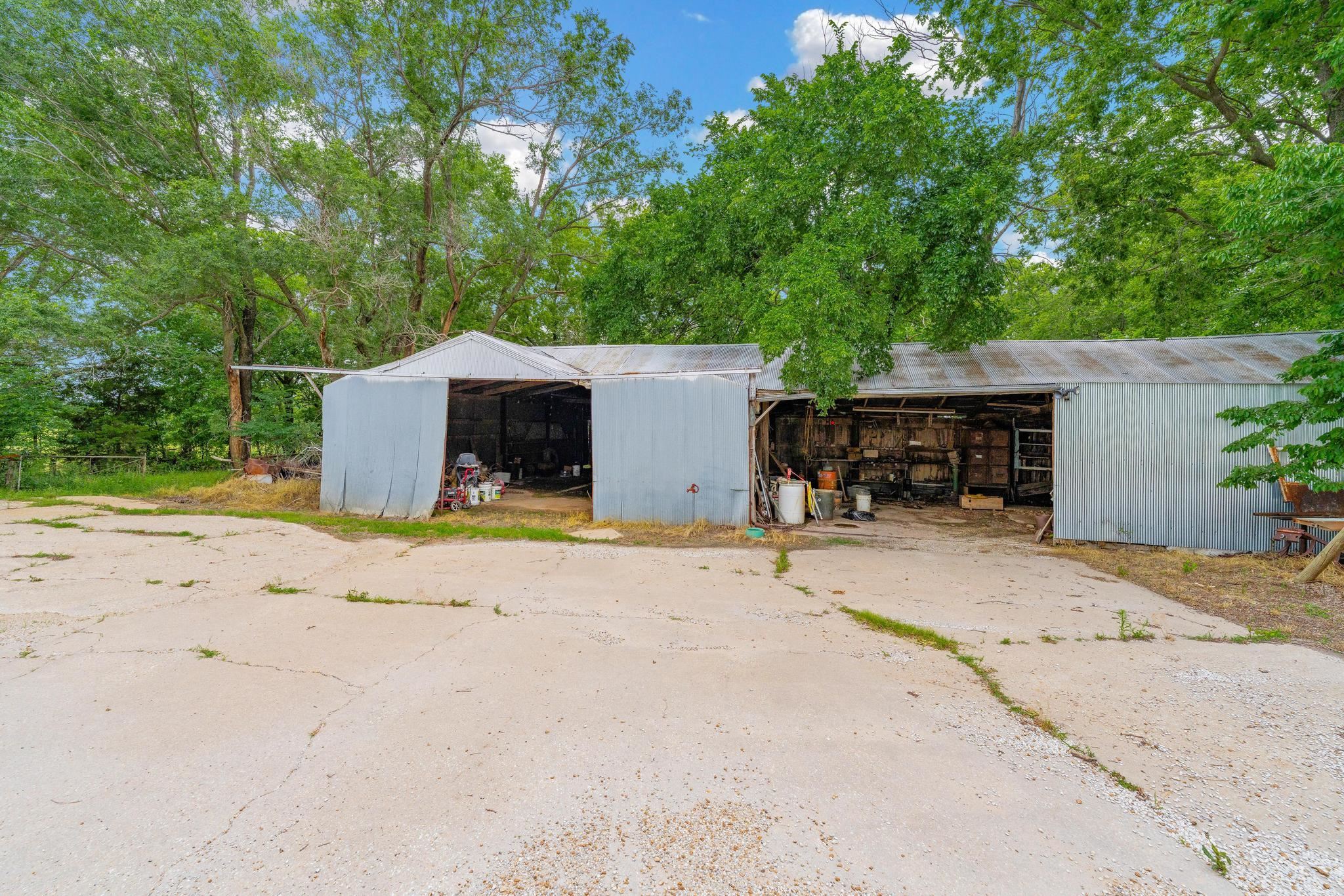 875 S Geuda Springs Rd Property Photo 30