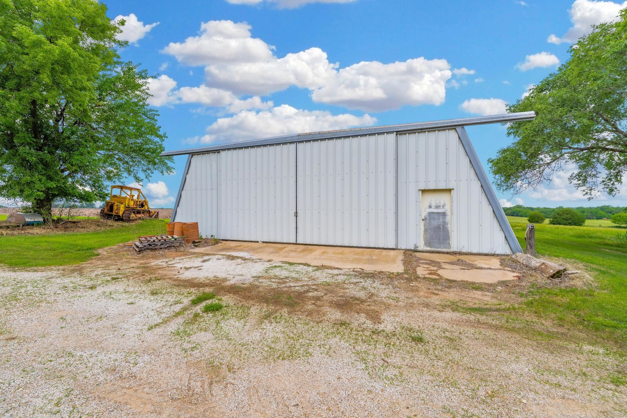 875 S Geuda Springs Rd Property Photo 31