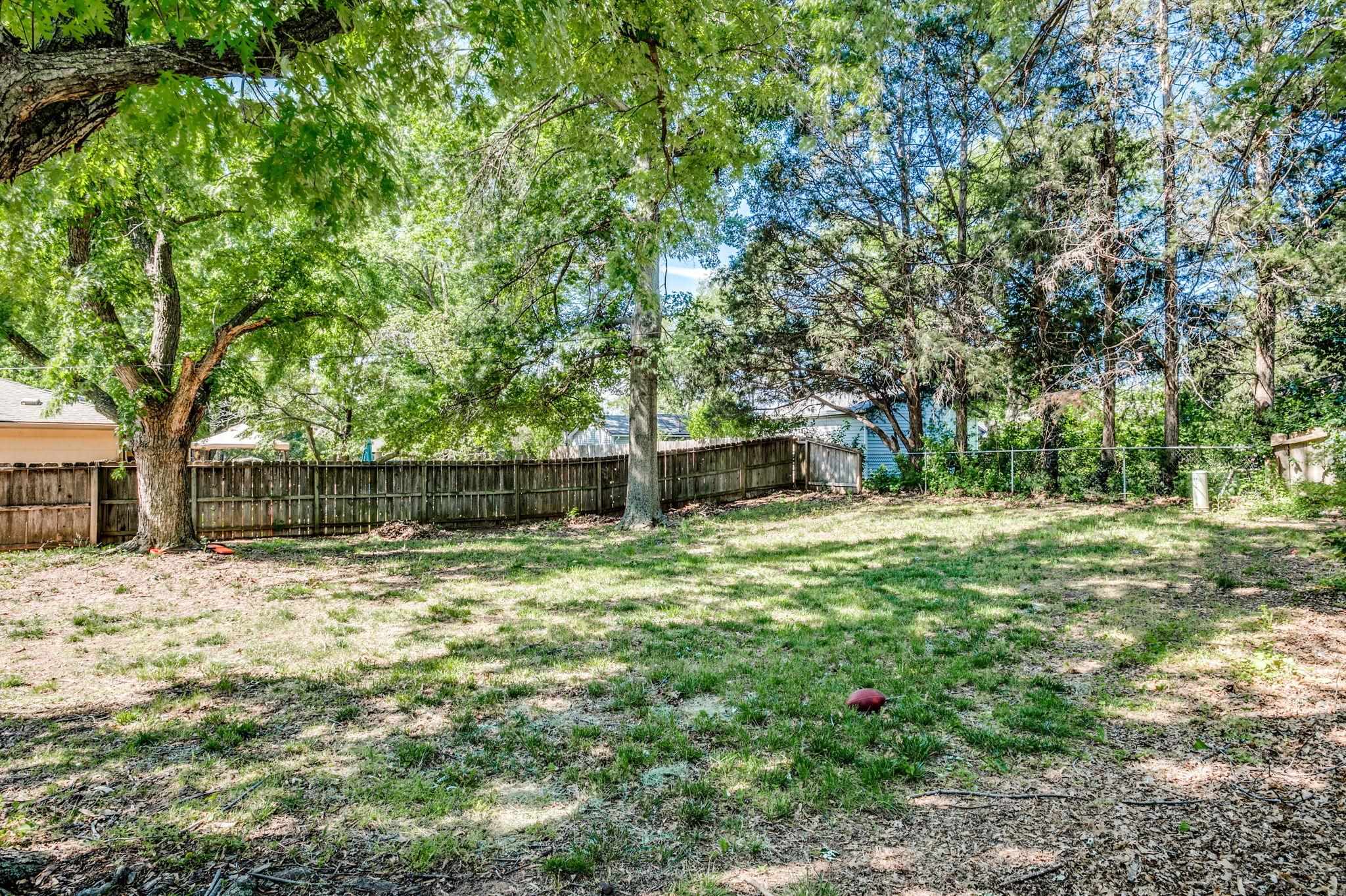 609 N Willow Dr Property Photo 7