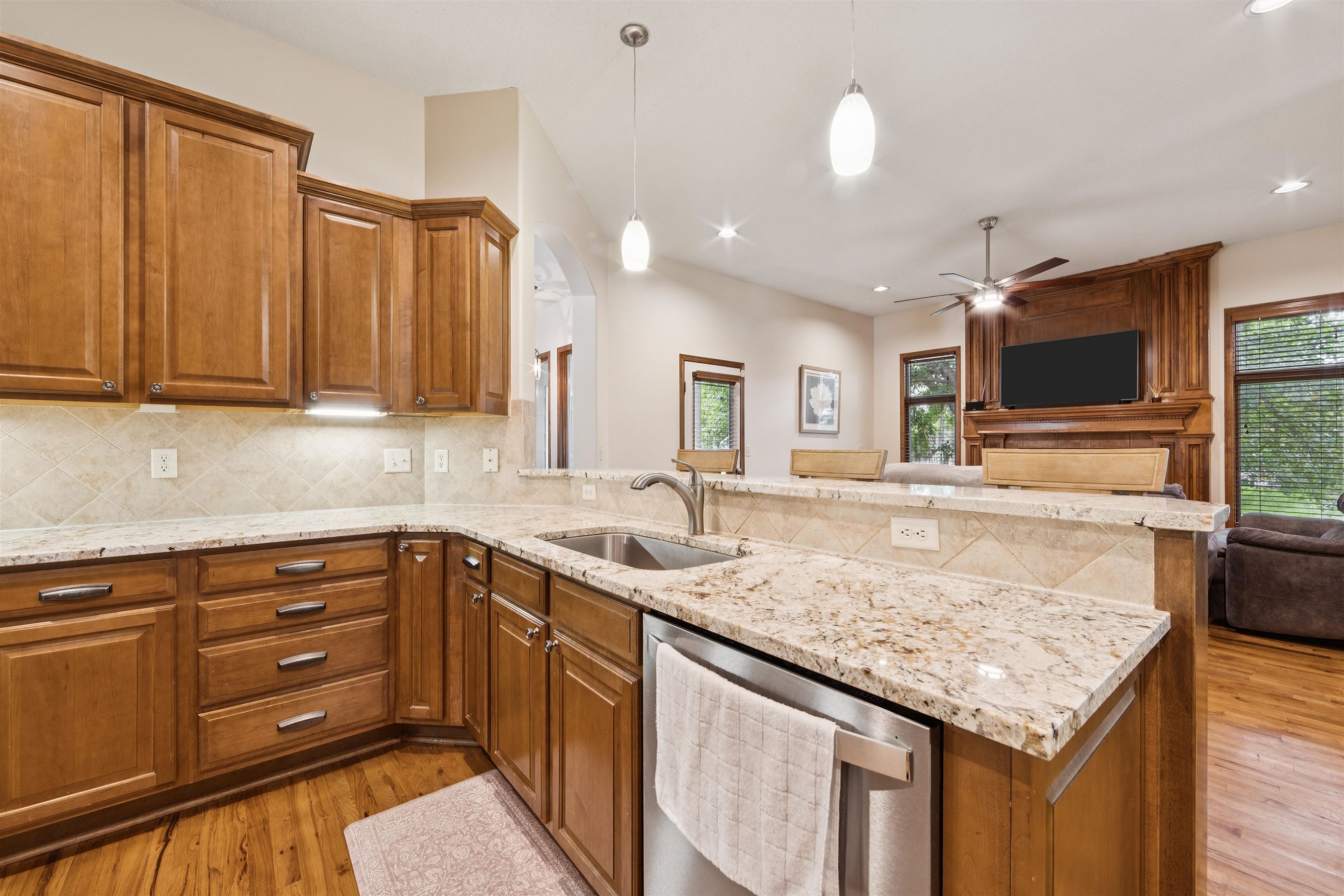 2946 N Wild Rose Ct Property Photo 8