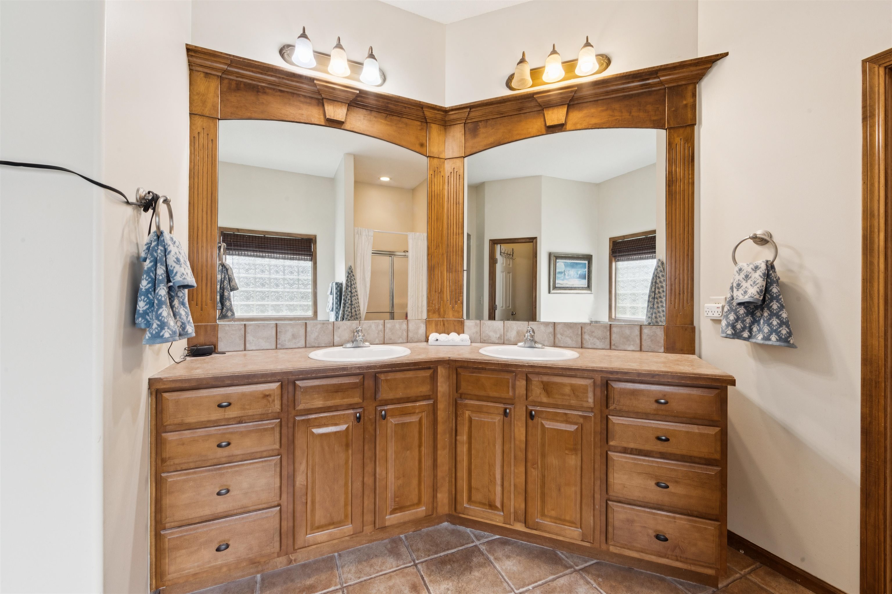 2946 N Wild Rose Ct Property Photo 16