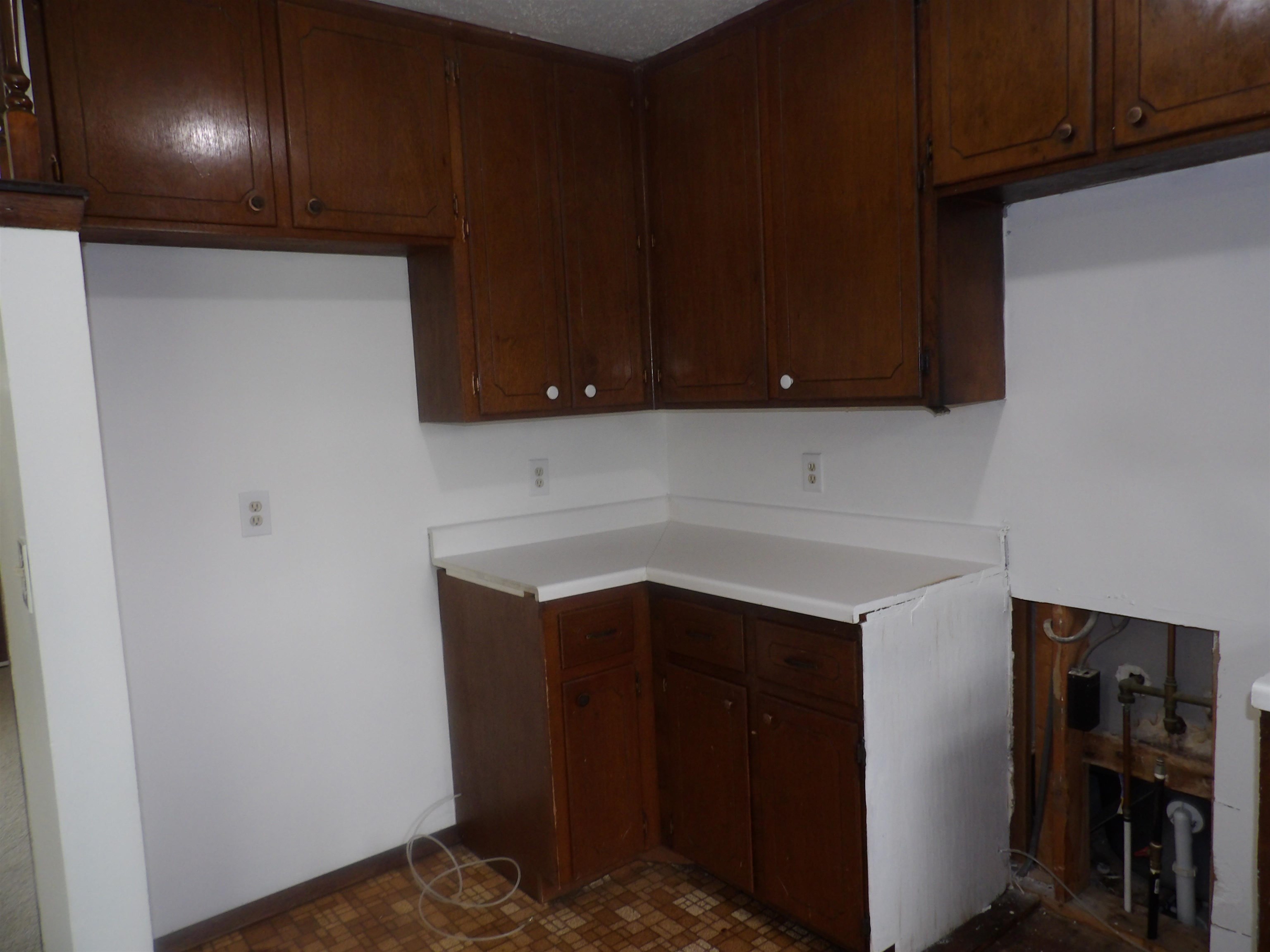 3031 S Chase Property Photo 11