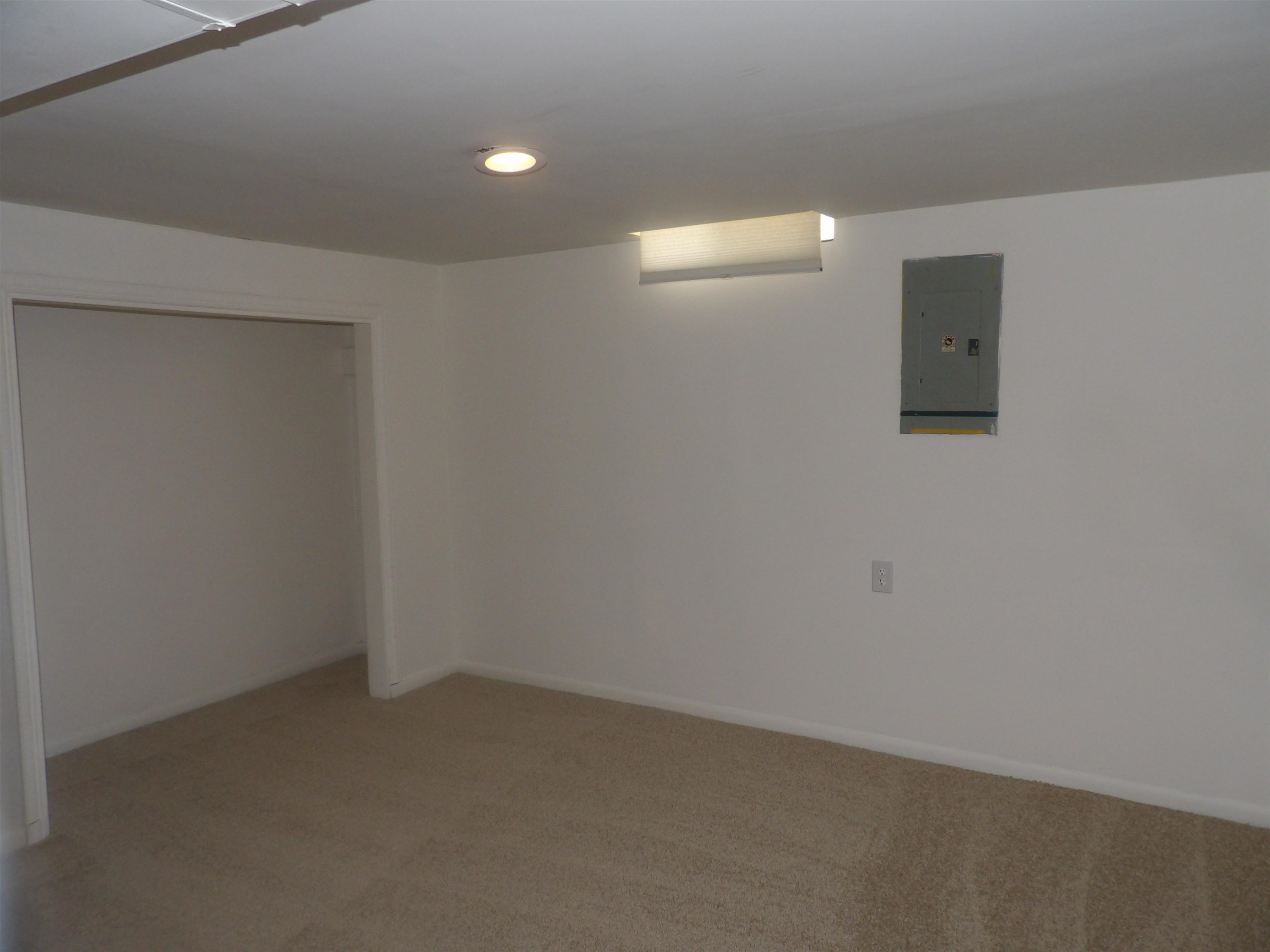 3031 S Chase Property Photo 17