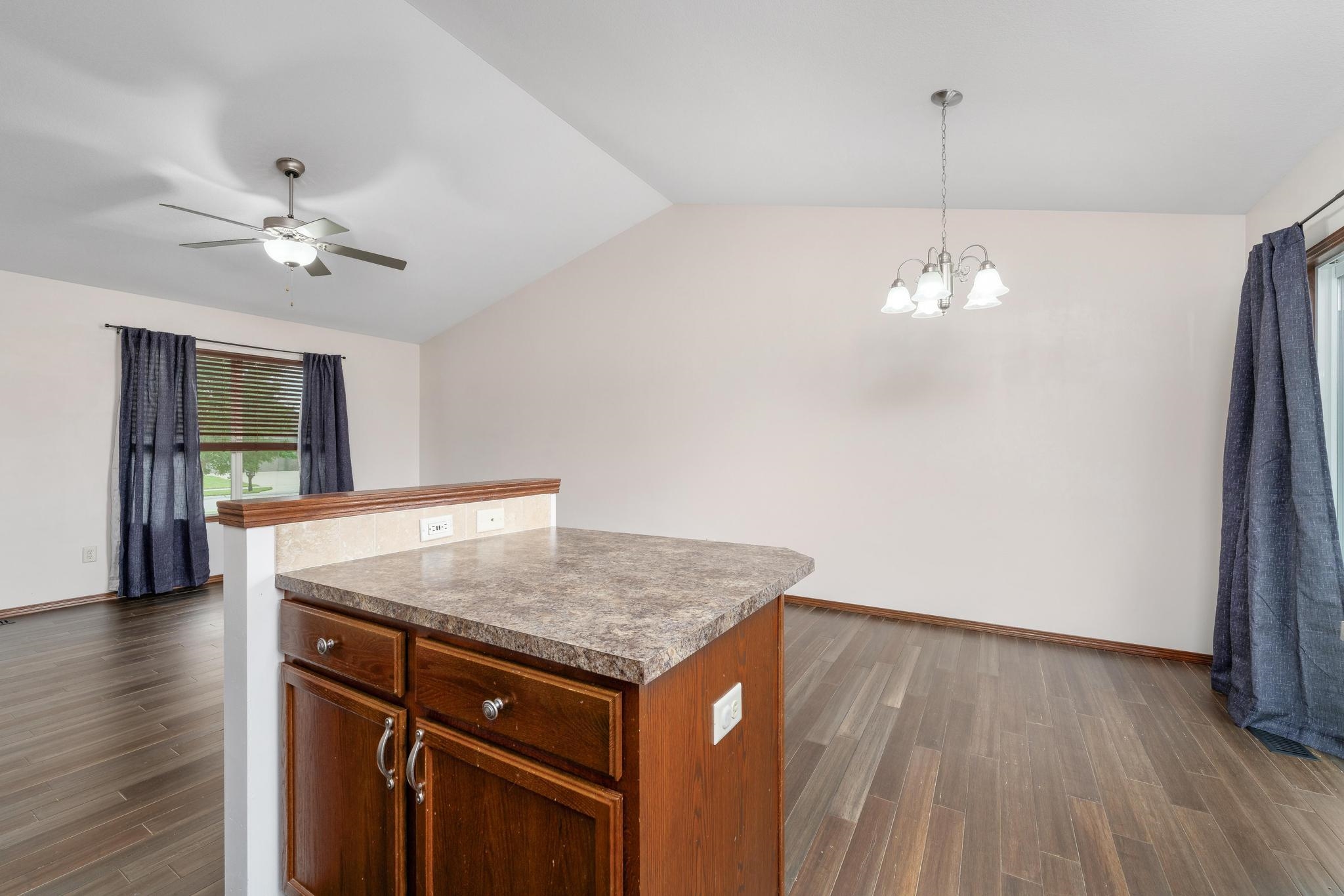 271 Sunrise Cir Property Photo 10