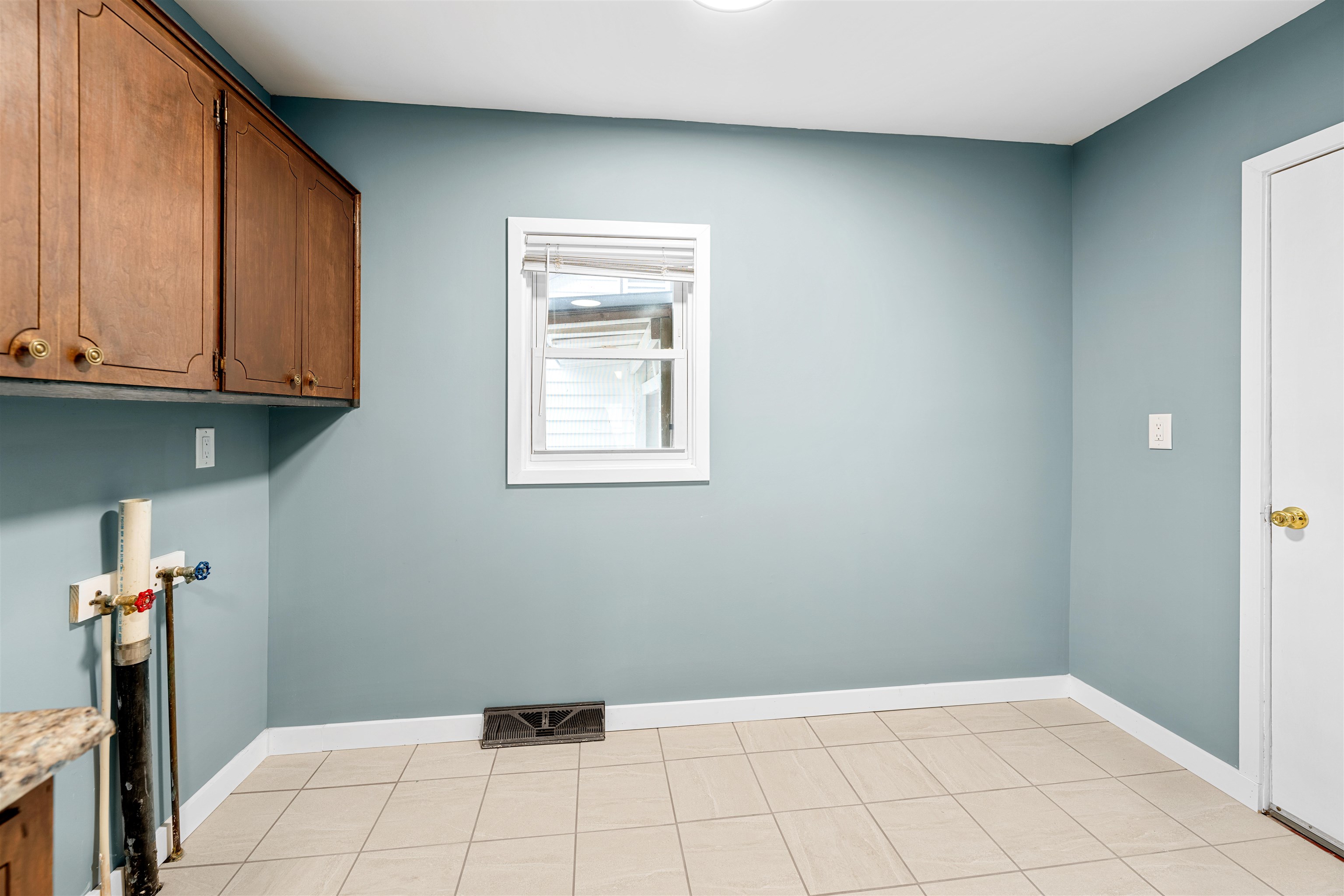 708 W Prescott Ave Property Photo 16