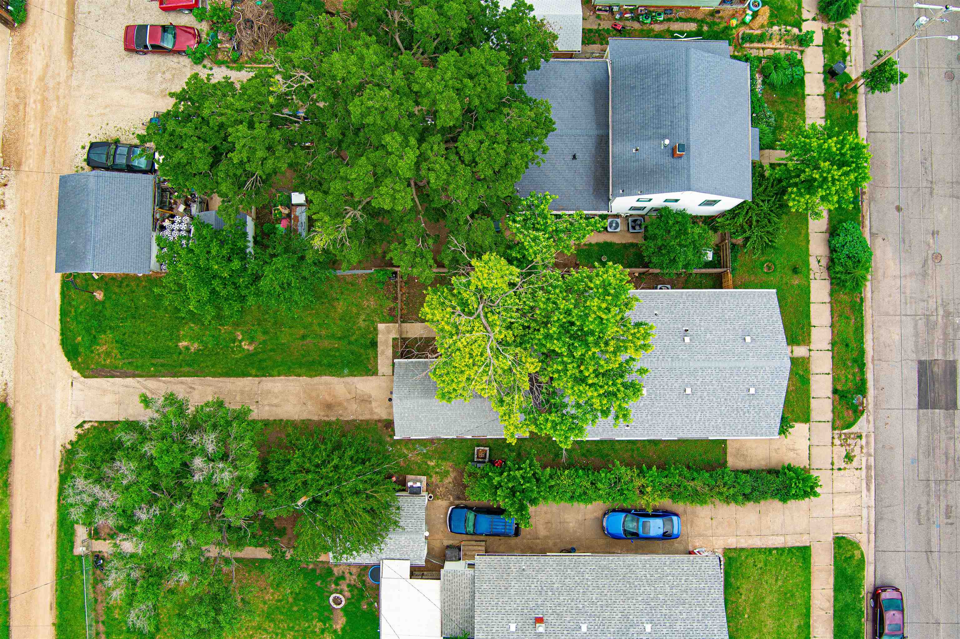 708 W Prescott Ave Property Photo 18