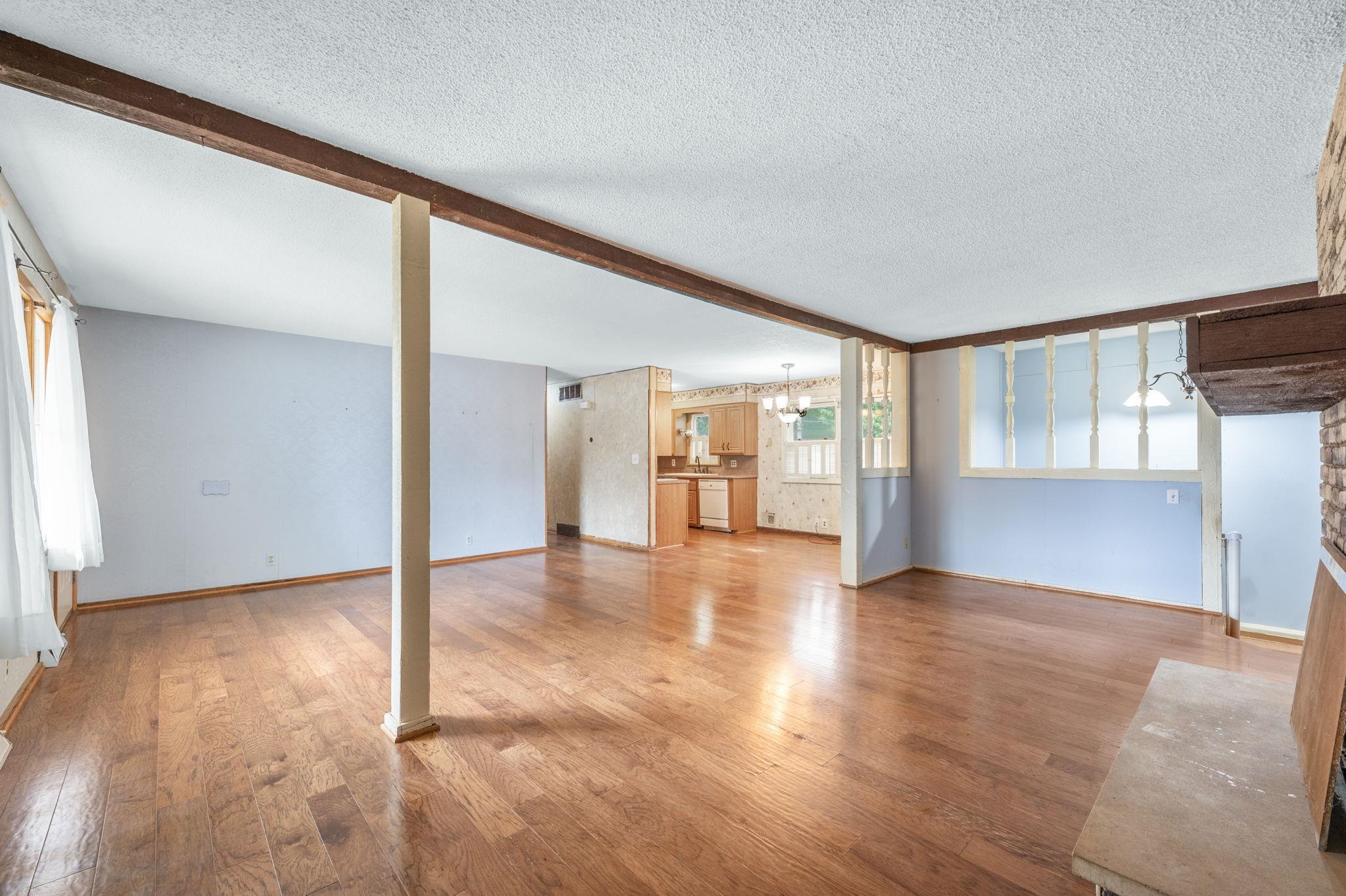 643 N Atherton St Property Photo 10