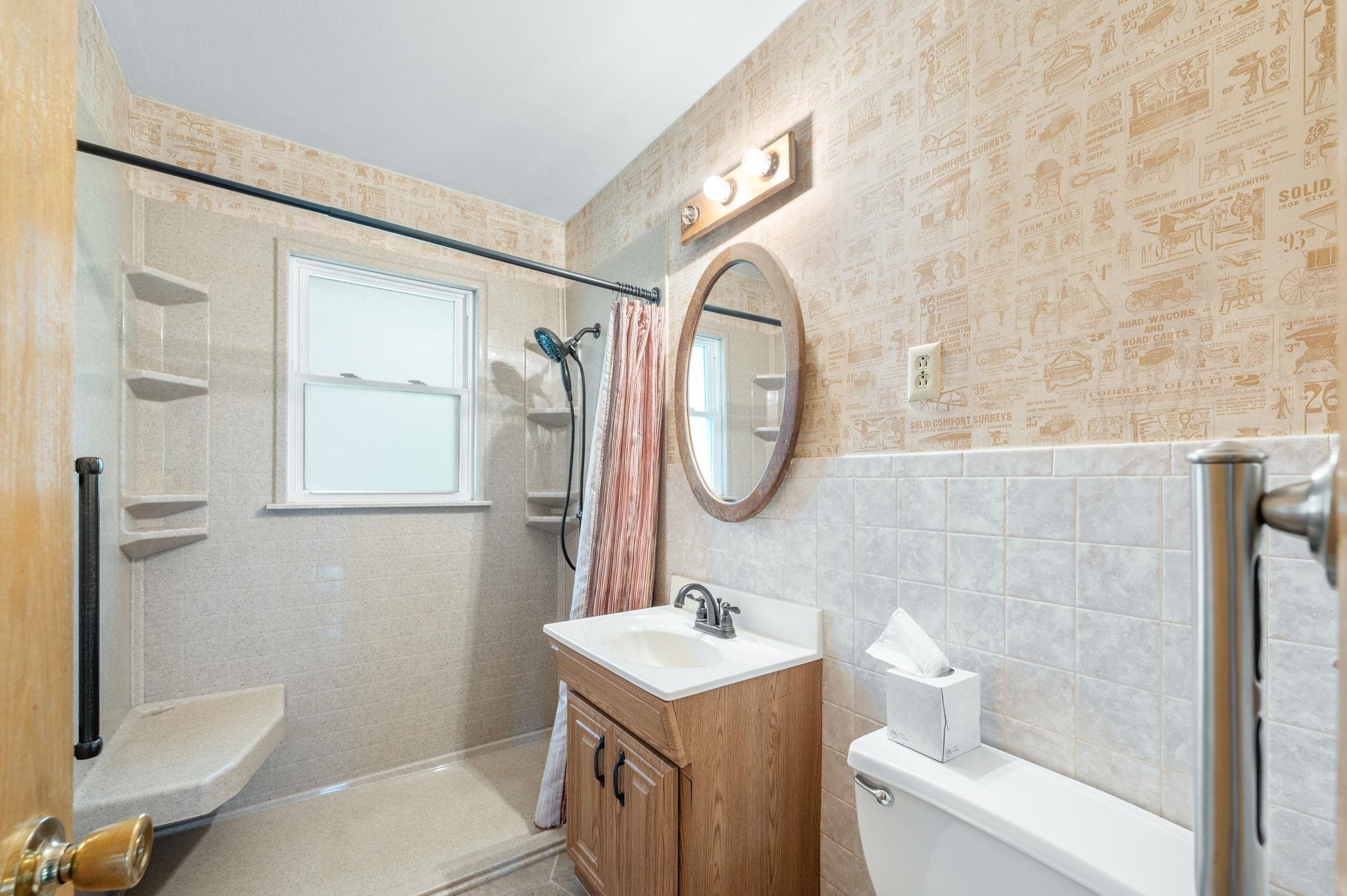 643 N Atherton St Property Photo 19