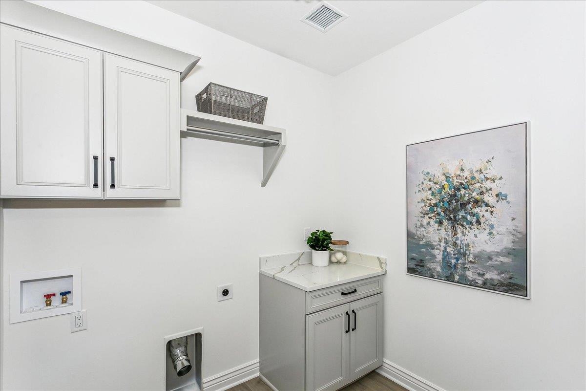 203 S Legacy Way Property Photo 18