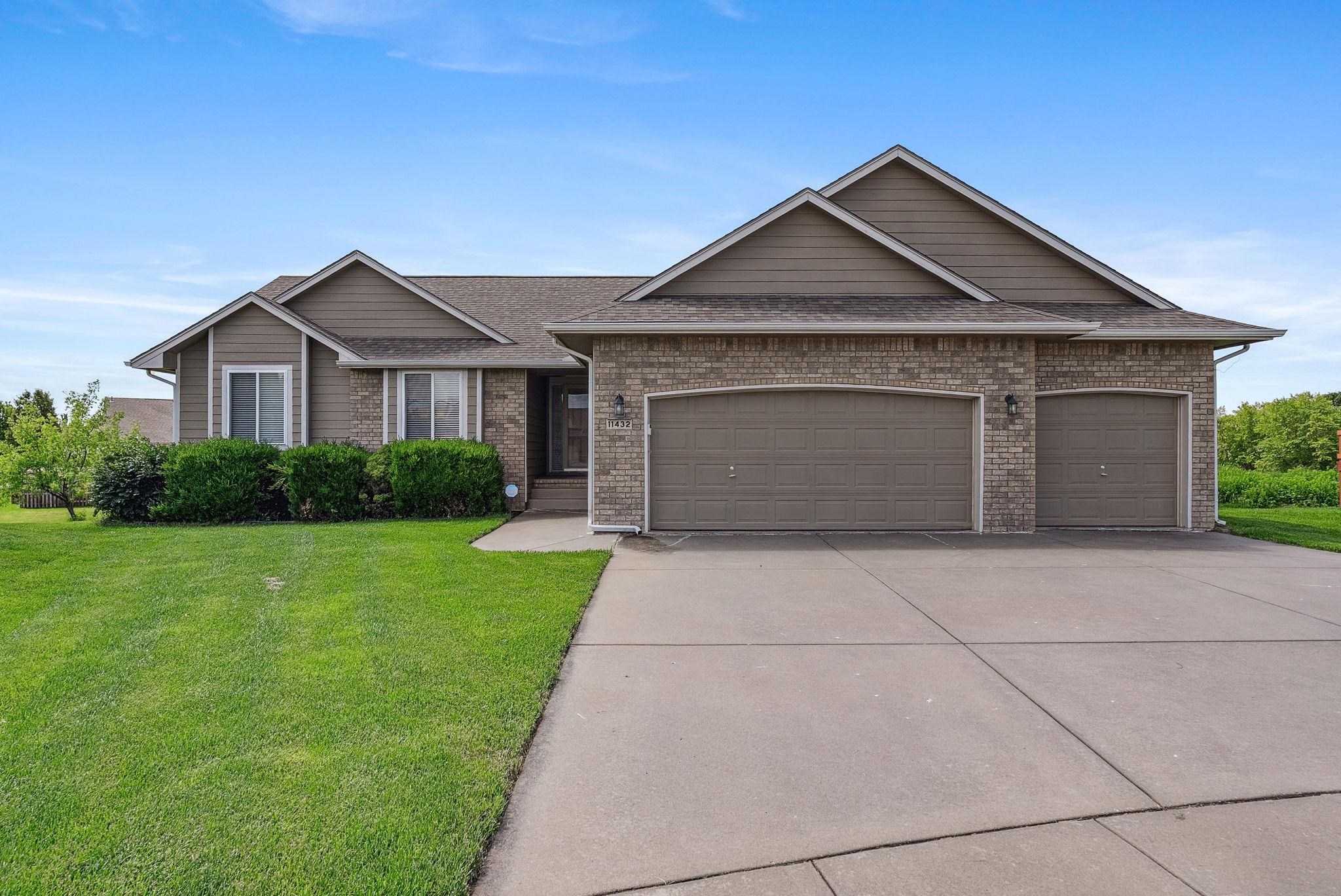 11432 E PINE MEADOW CT Property Photo 1