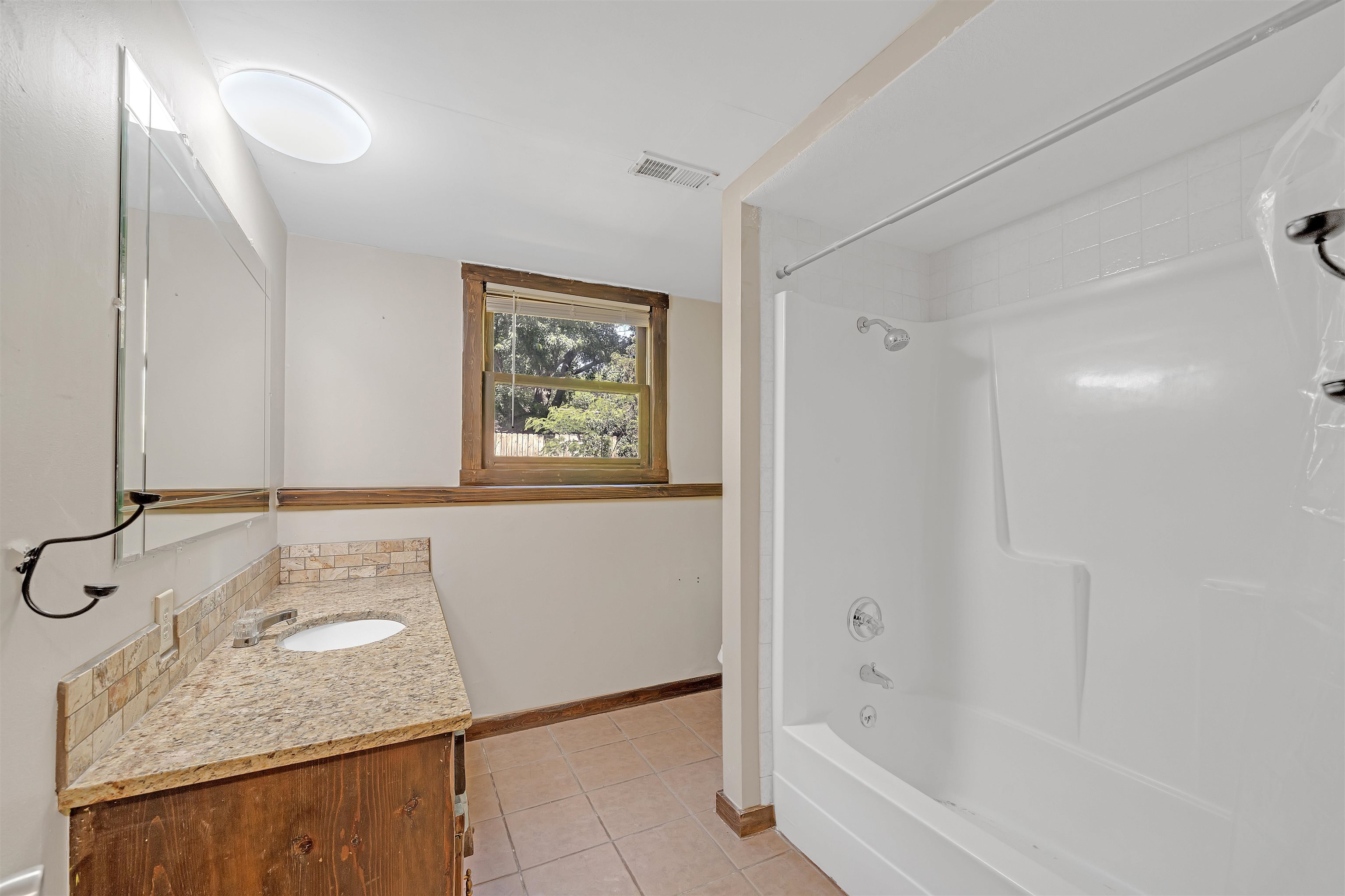 1671 N Maybelle St Property Photo 19
