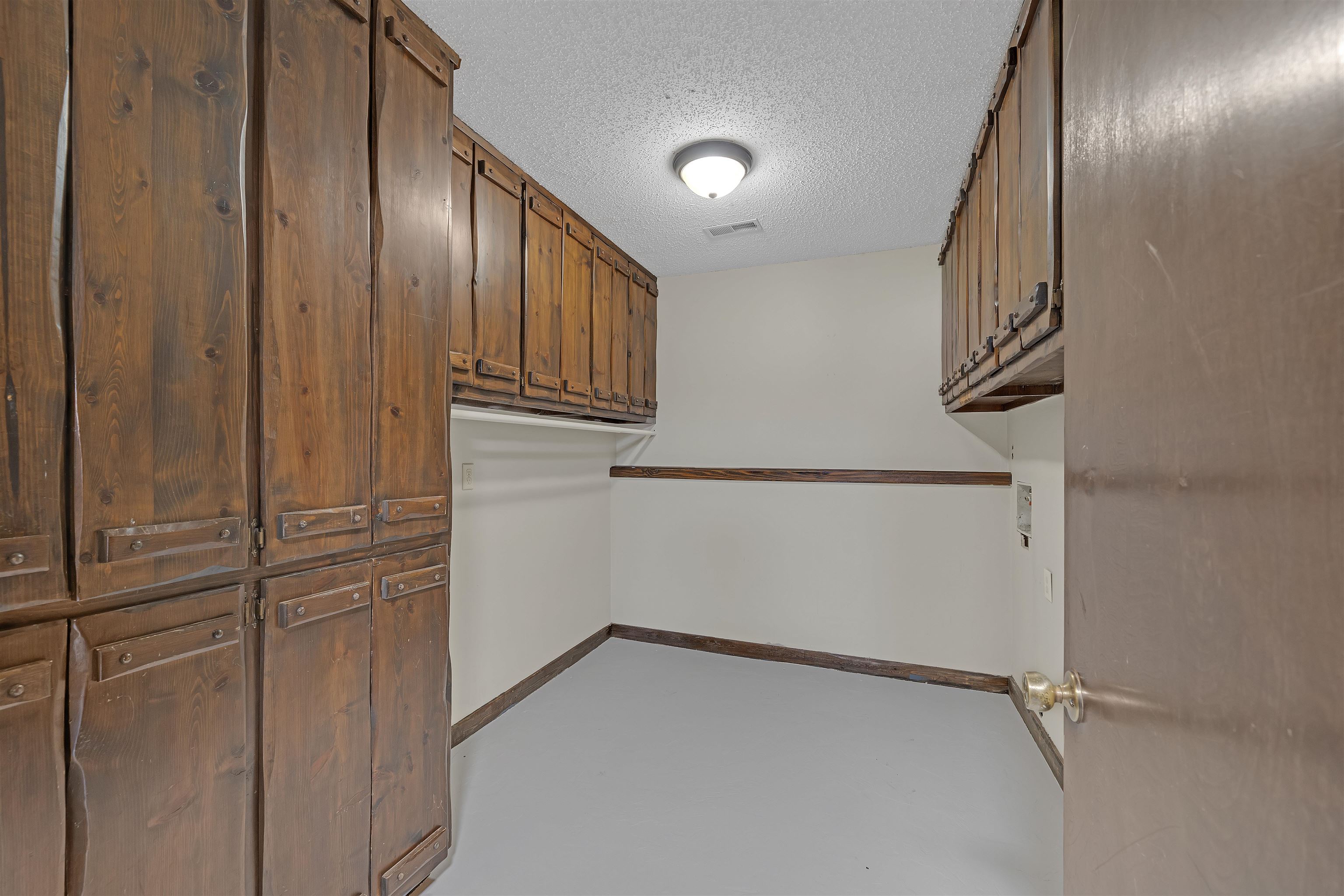 1671 N Maybelle St Property Photo 23