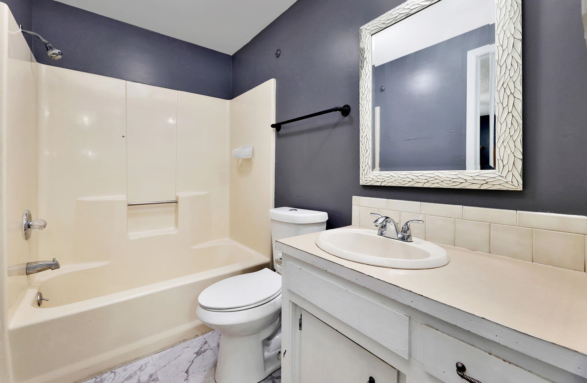 4027 N Friar Ln Property Photo 32