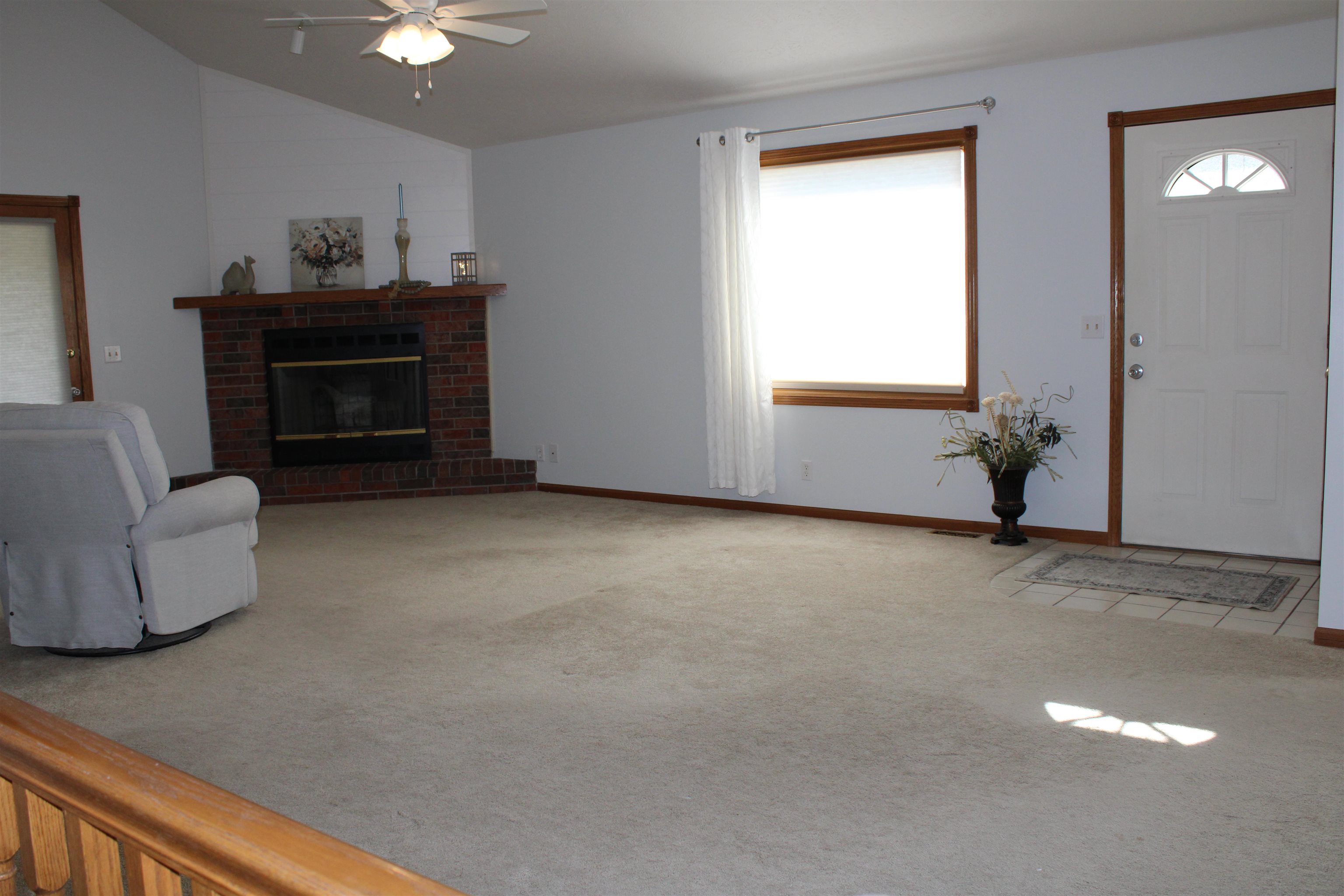 671 Georgetown Rd Property Photo 4