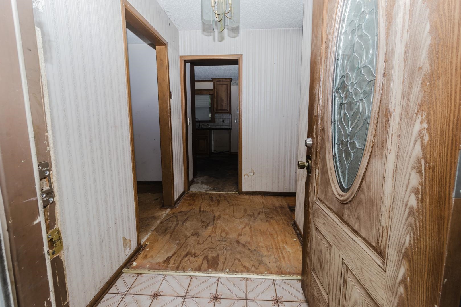 1269 N Wood Ave Property Photo 4