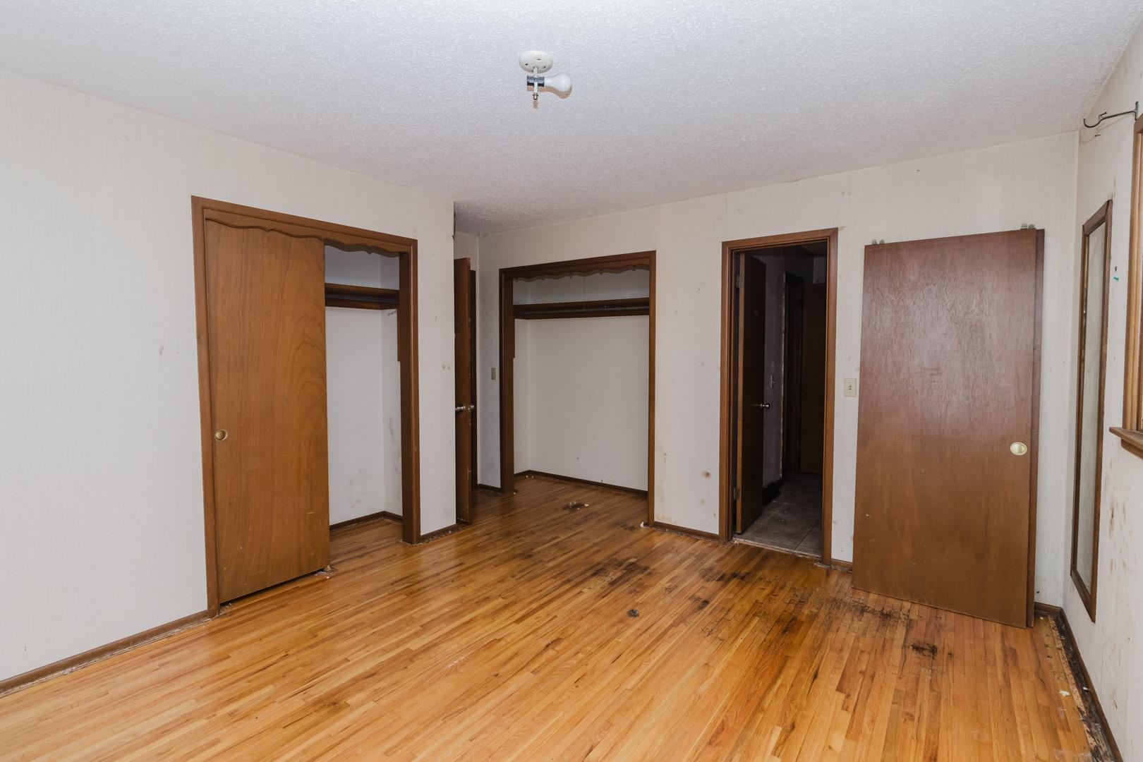 1269 N Wood Ave Property Photo 21