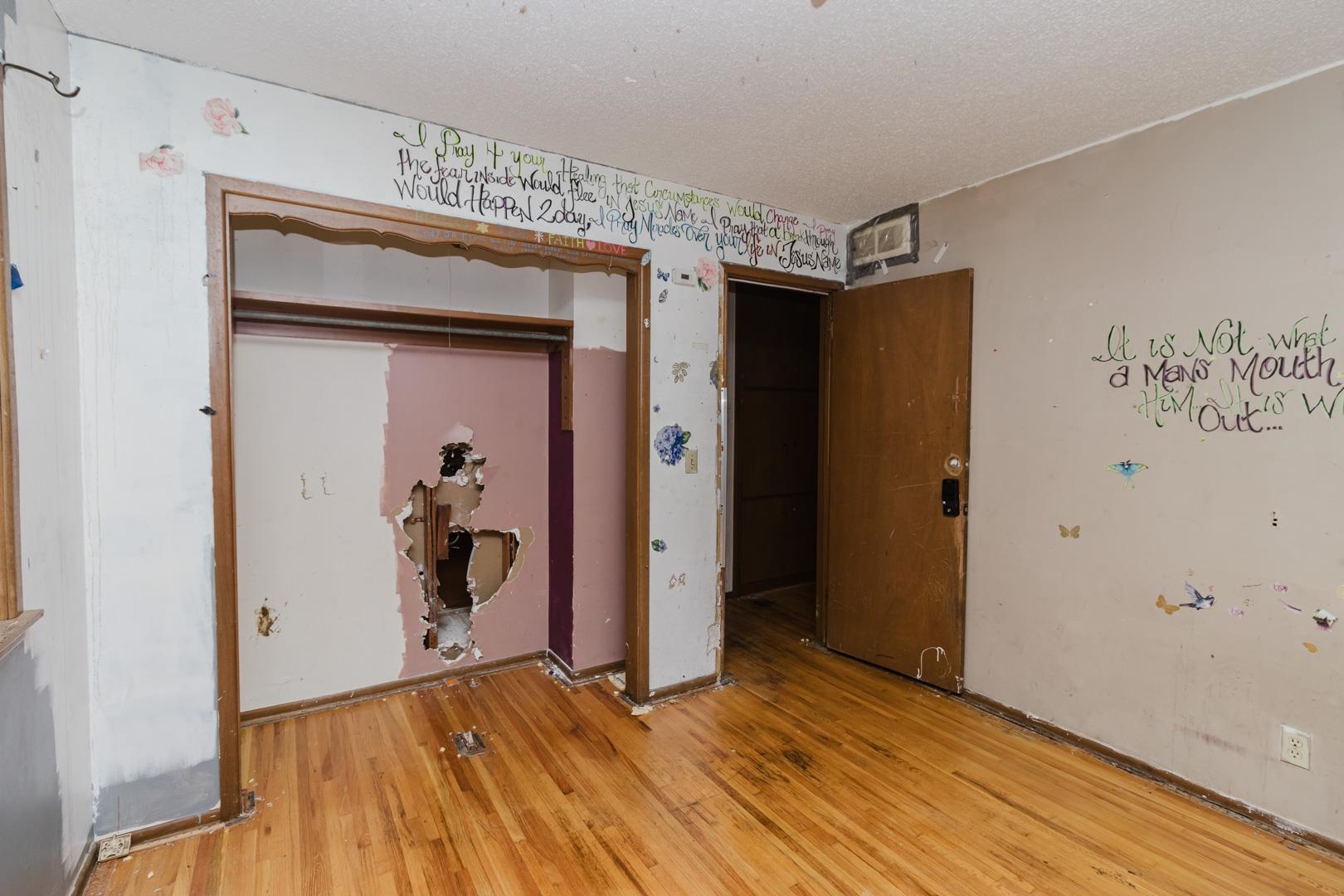 1269 N Wood Ave Property Photo 27