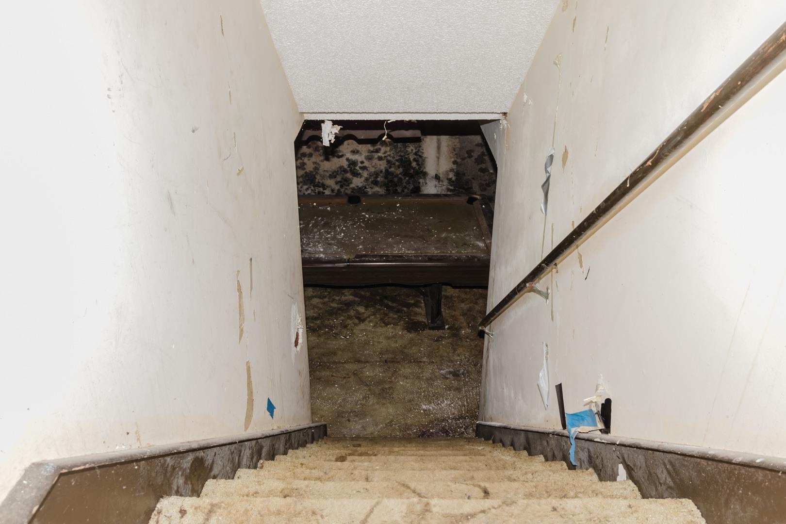 1269 N Wood Ave Property Photo 29